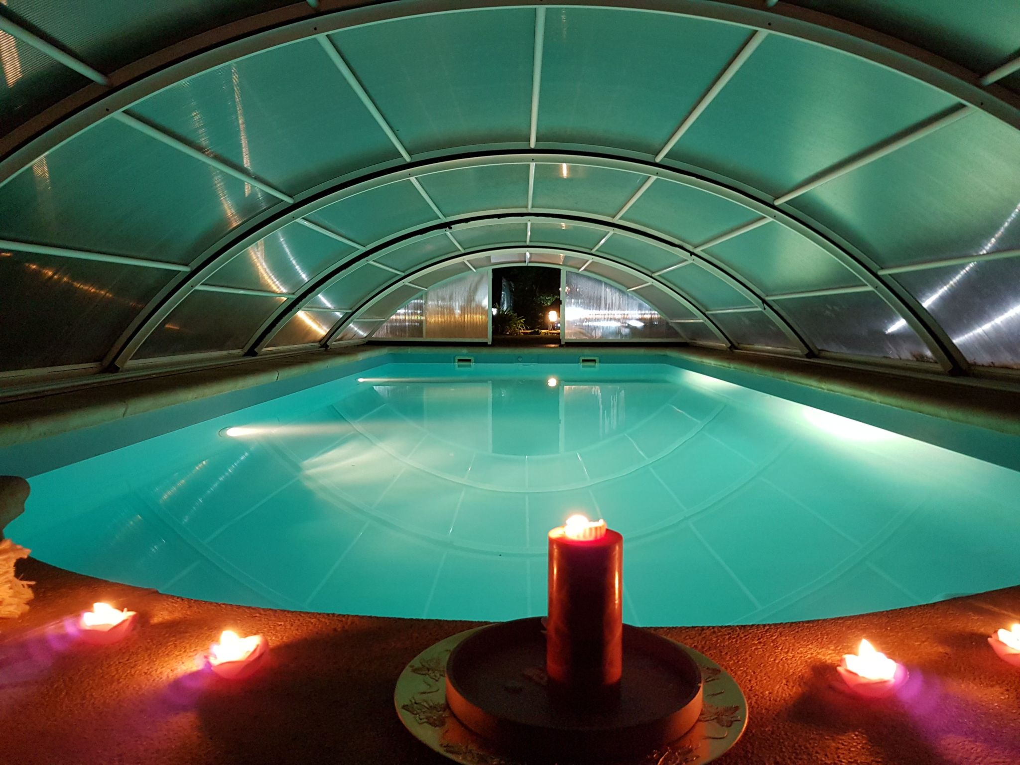 Romantisches Landhaus mit Pool-Inside