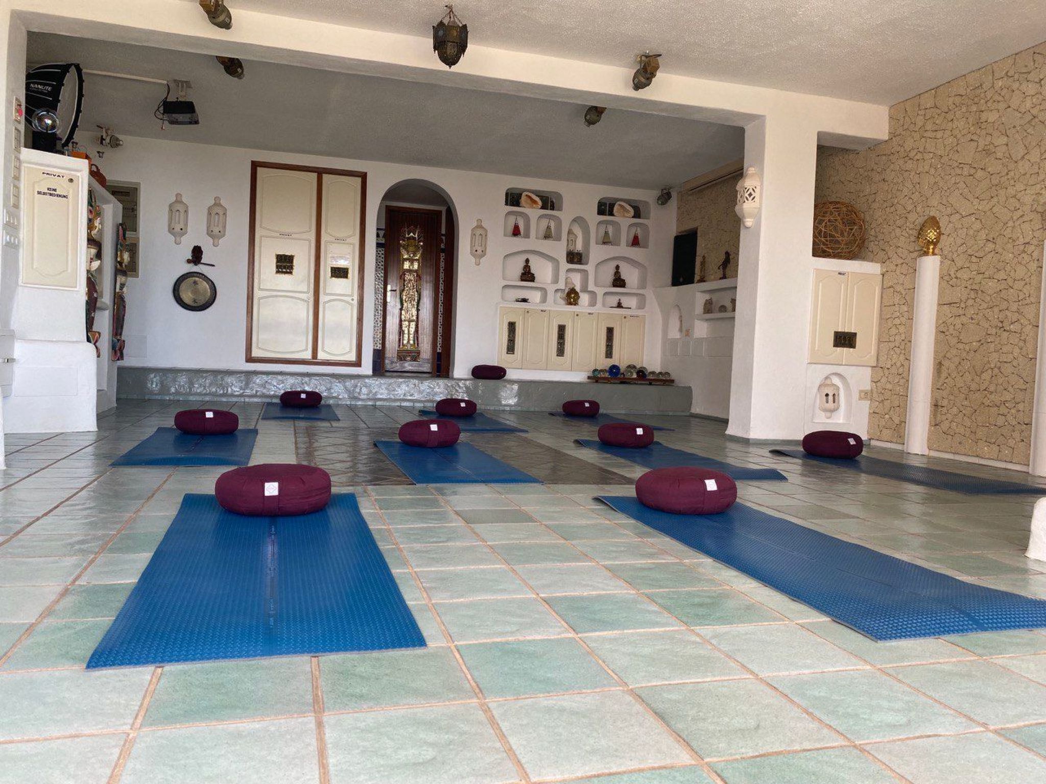 Villa Castillo Moro-Image-tags.info