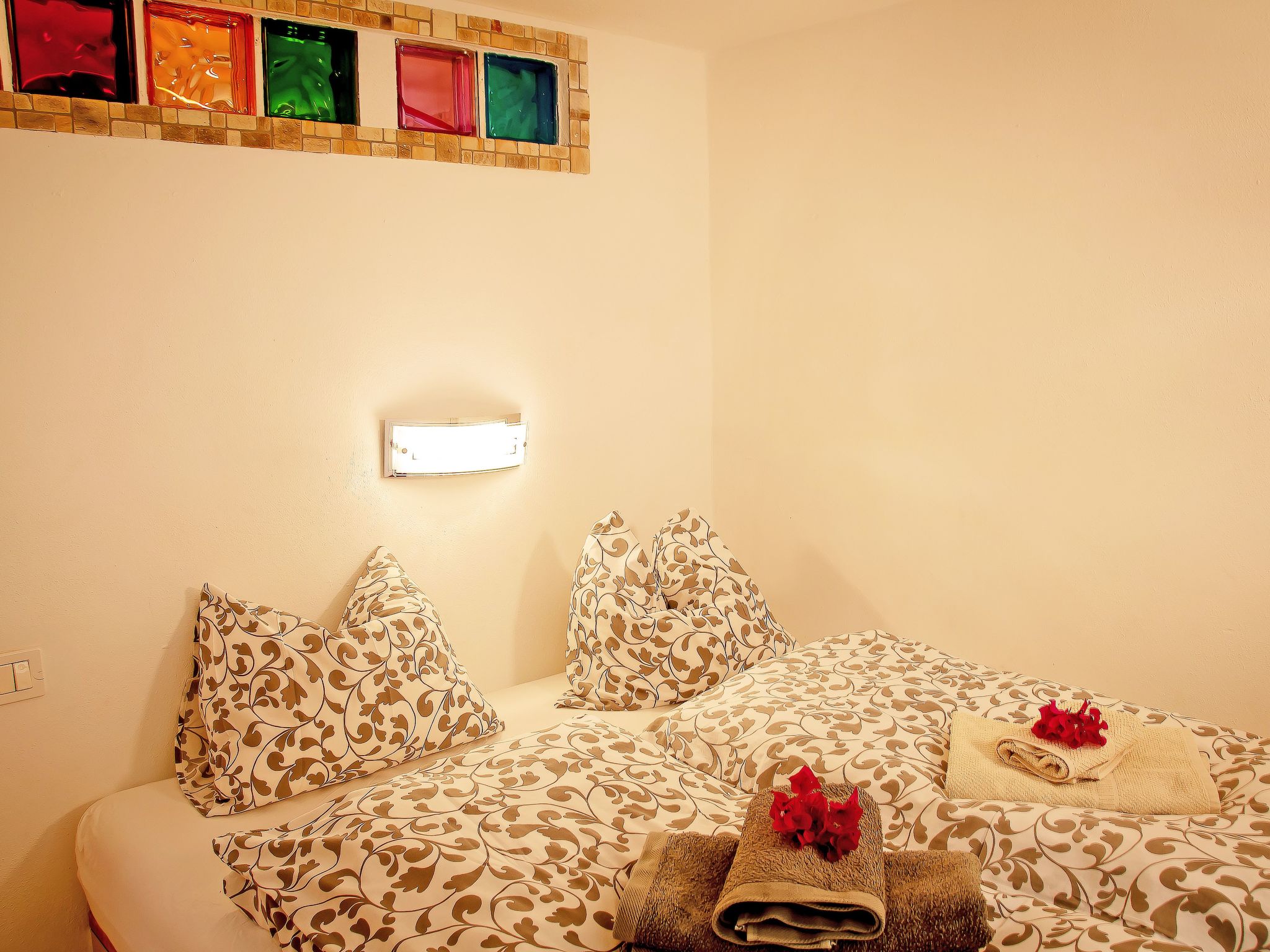 Villa Castillo Moro-Image-tags.info