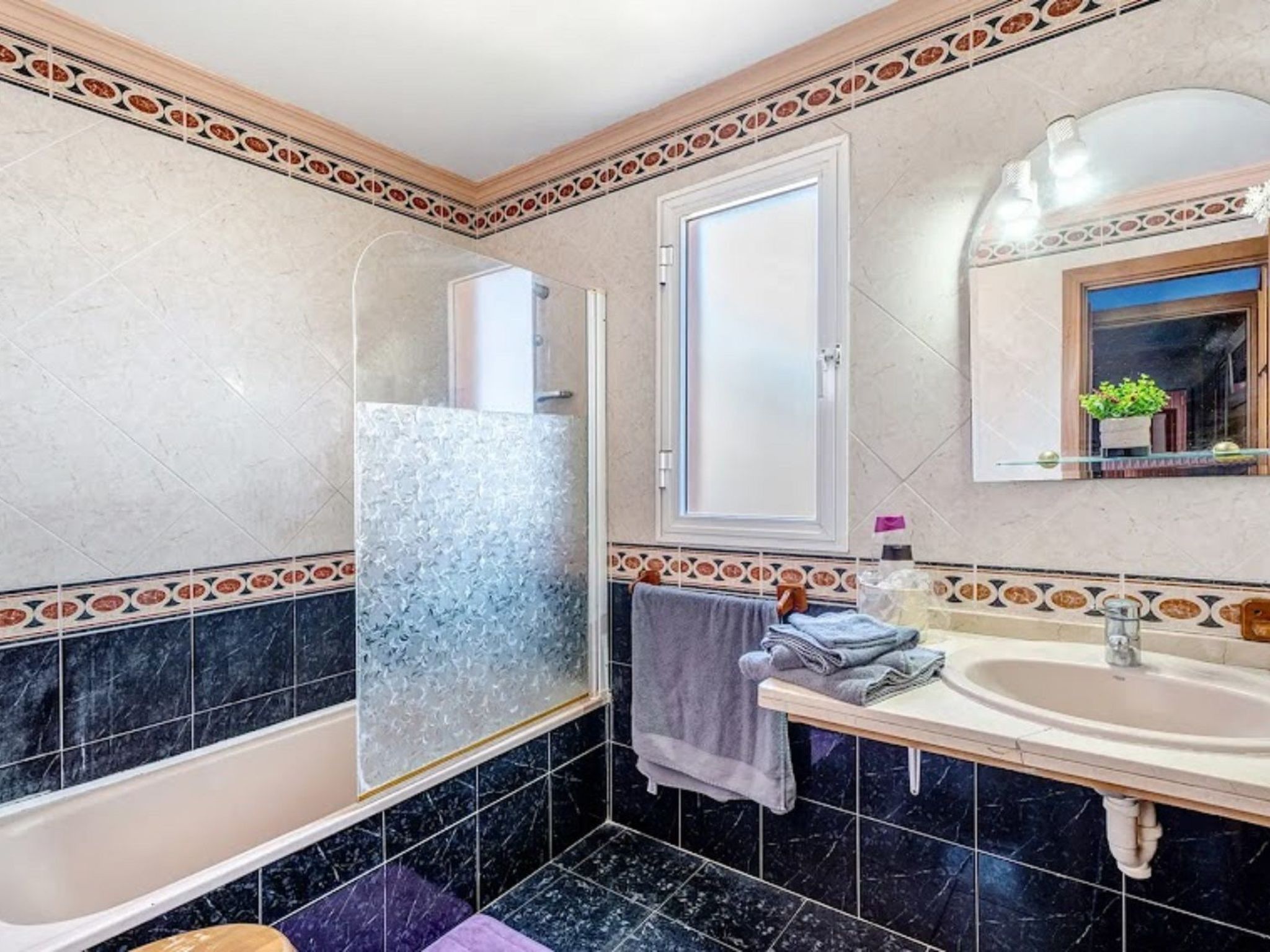 Schöne Wohnung Radazul Meerblick-Dedans