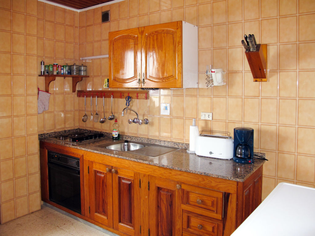 Cuevecitas — Kitchen / Dining Room