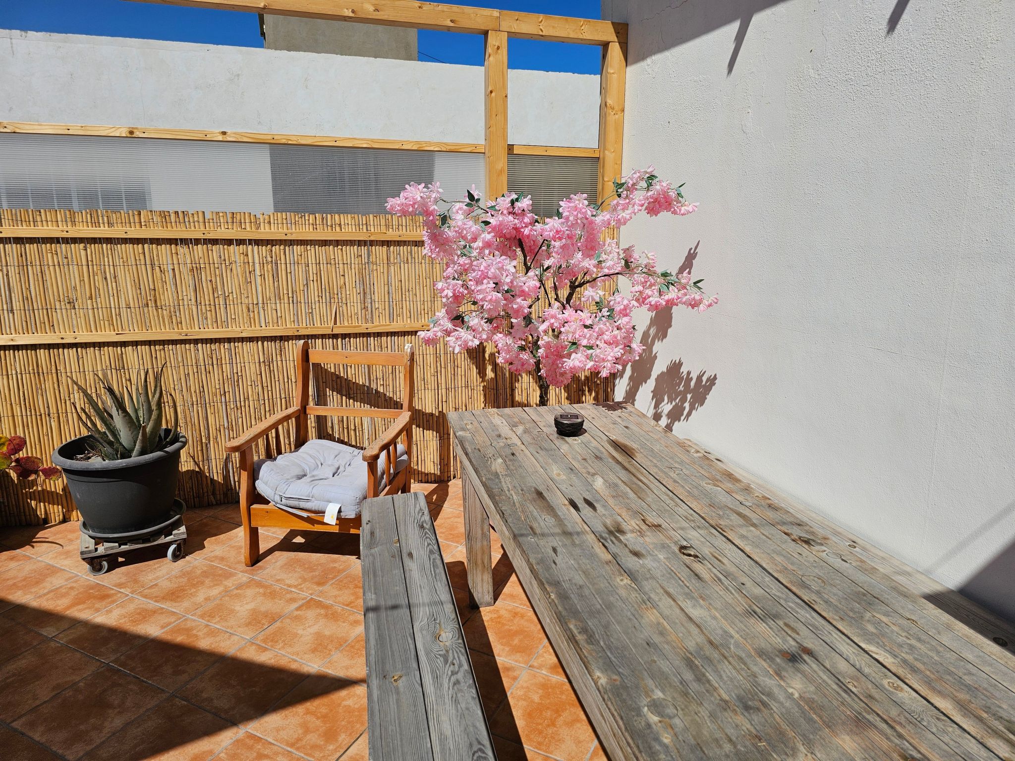 Für 6 Personen ca. 90 m - Buiten