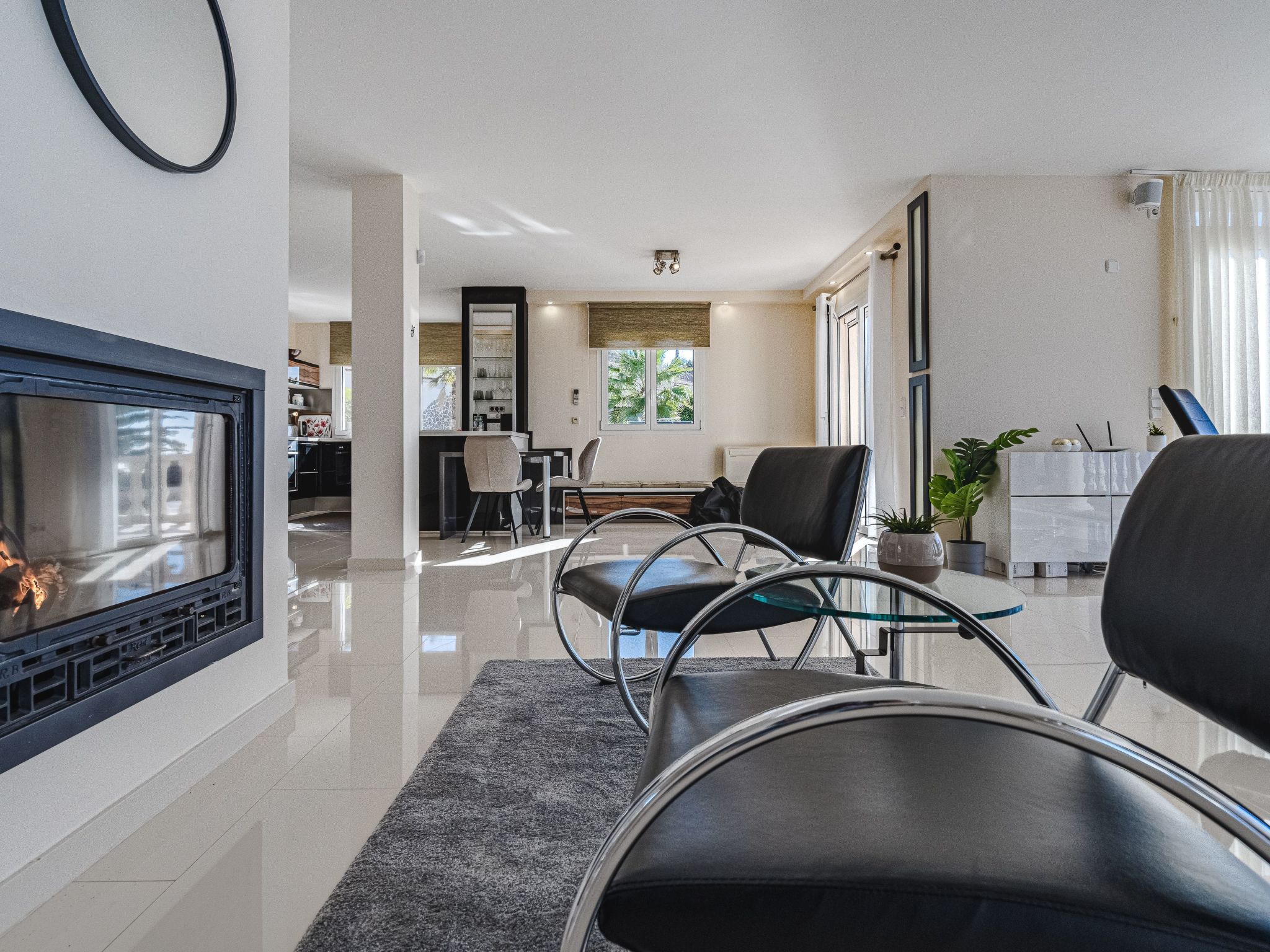 Luxusvilla mit fantastischem Meerblick-Binnen