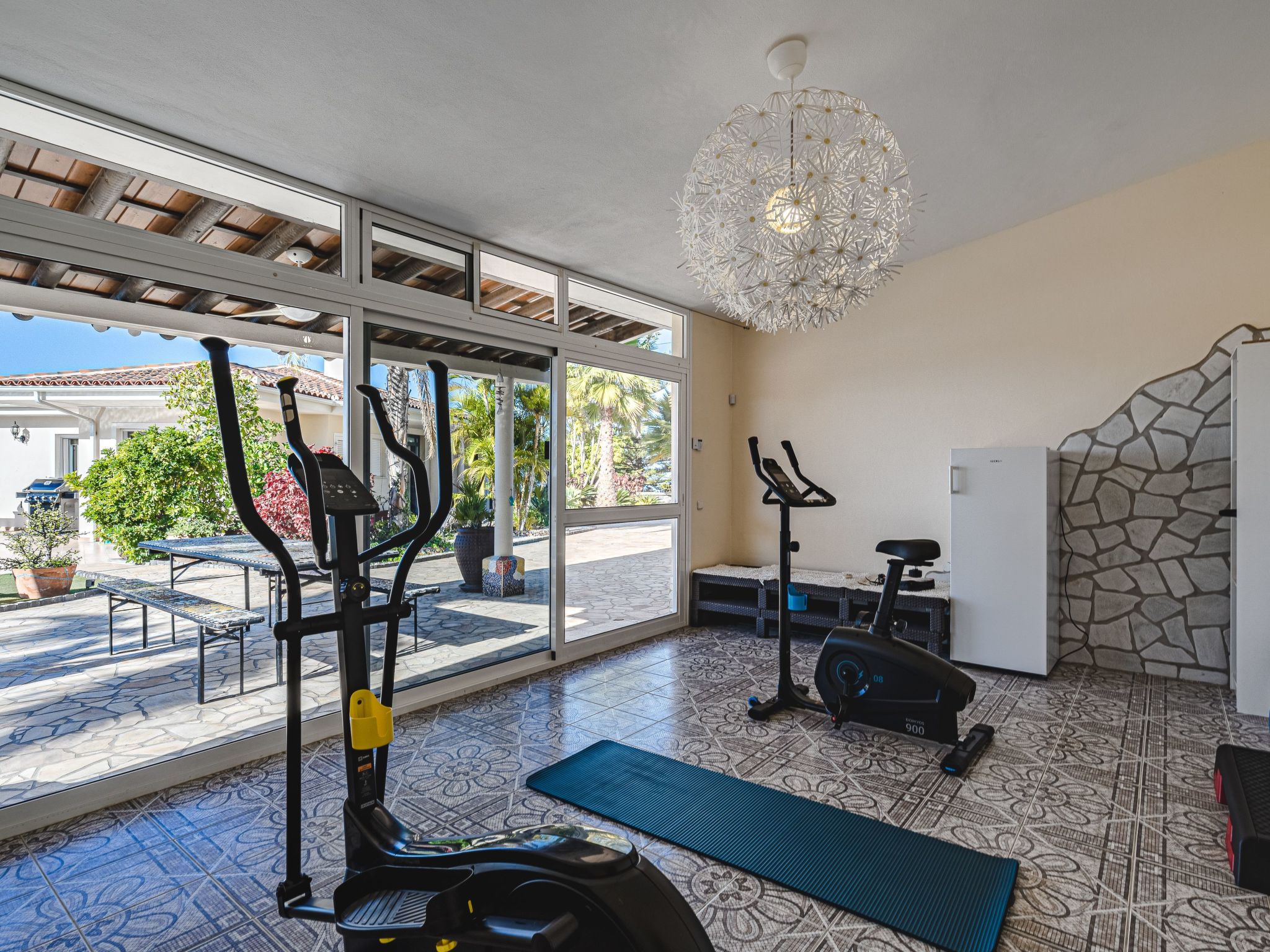 Luxusvilla mit fantastischem Meerblick-Binnen