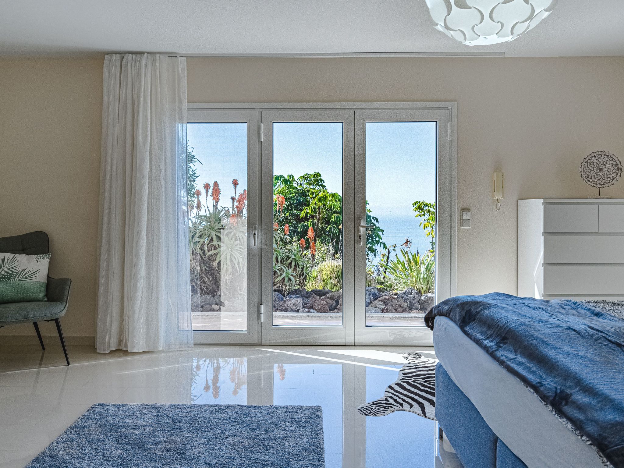 Luxusvilla mit fantastischem Meerblick-Binnen