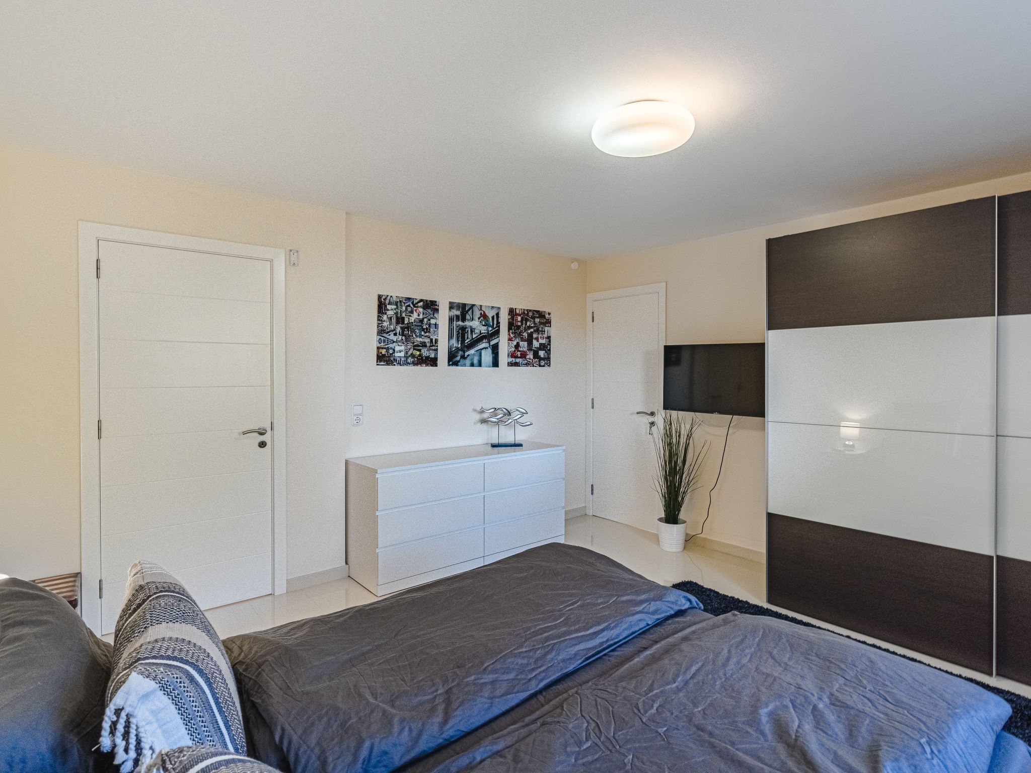 Luxusvilla mit fantastischem Meerblick-Binnen