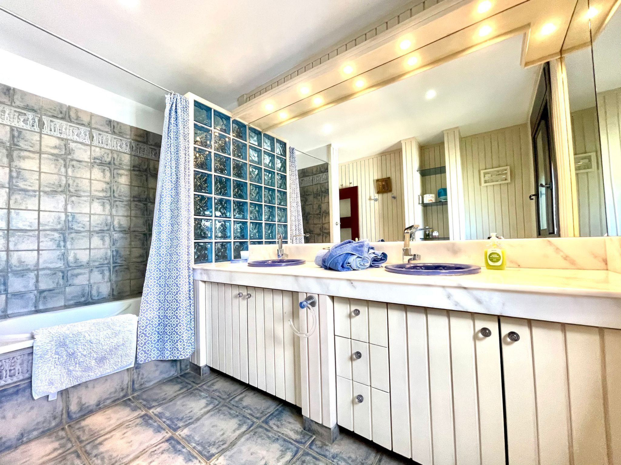 Chalet "Anais luxury villas"-Binnen