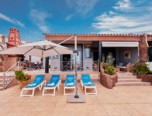 Luxe vrijstaand chalet met privézwembad op 500m van zee in Armeñime - thumbnail 3