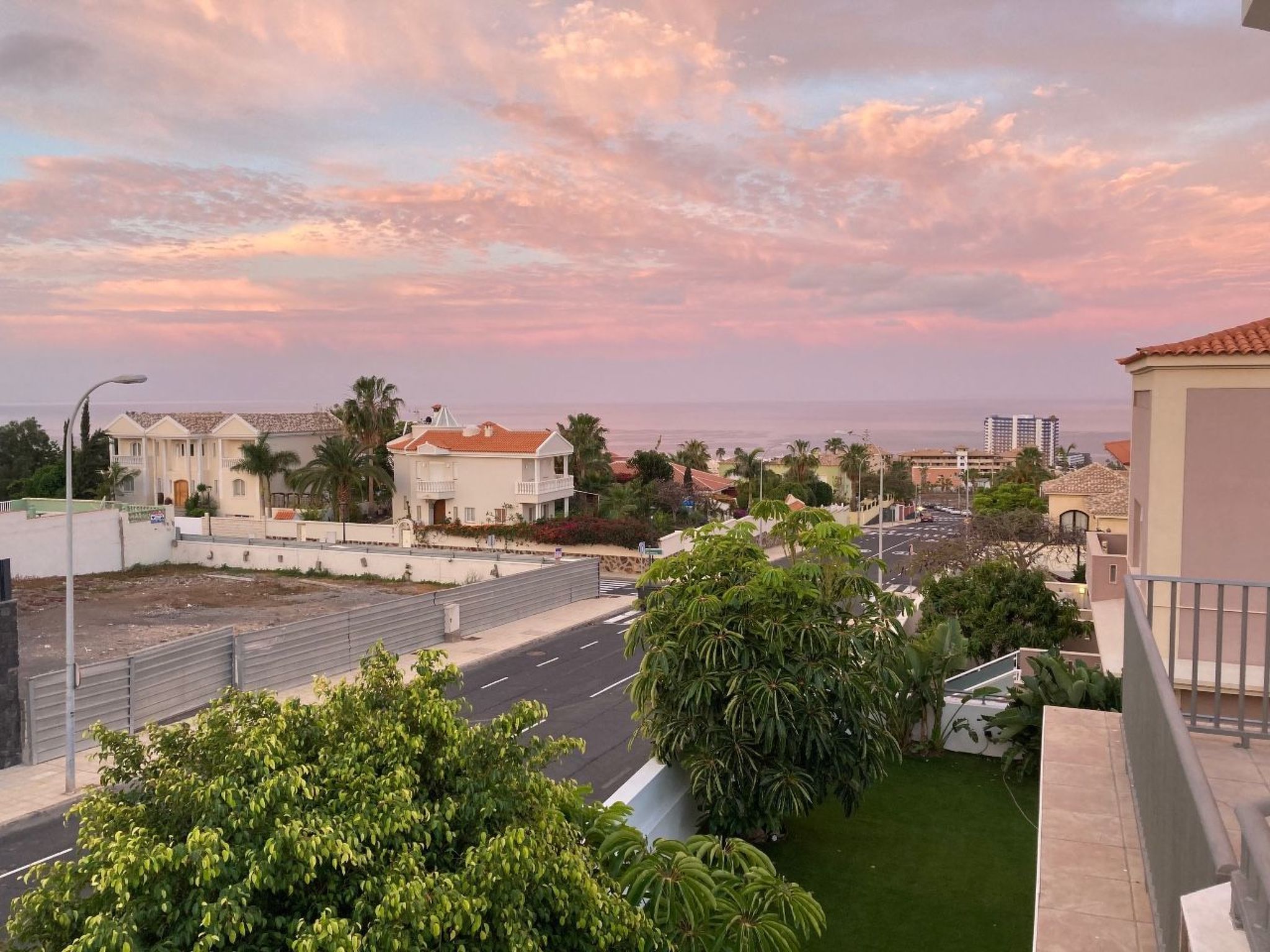 In Adeje mit privatem Pool-Outside