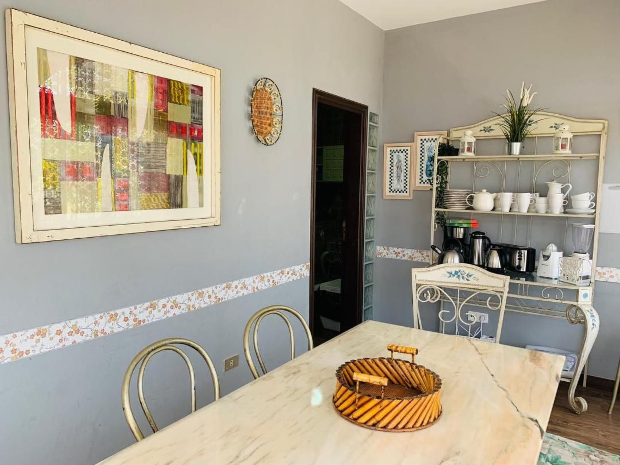 Geräumiges Haus mit exklusivem Schwimmbad und Solarium.-Binnen