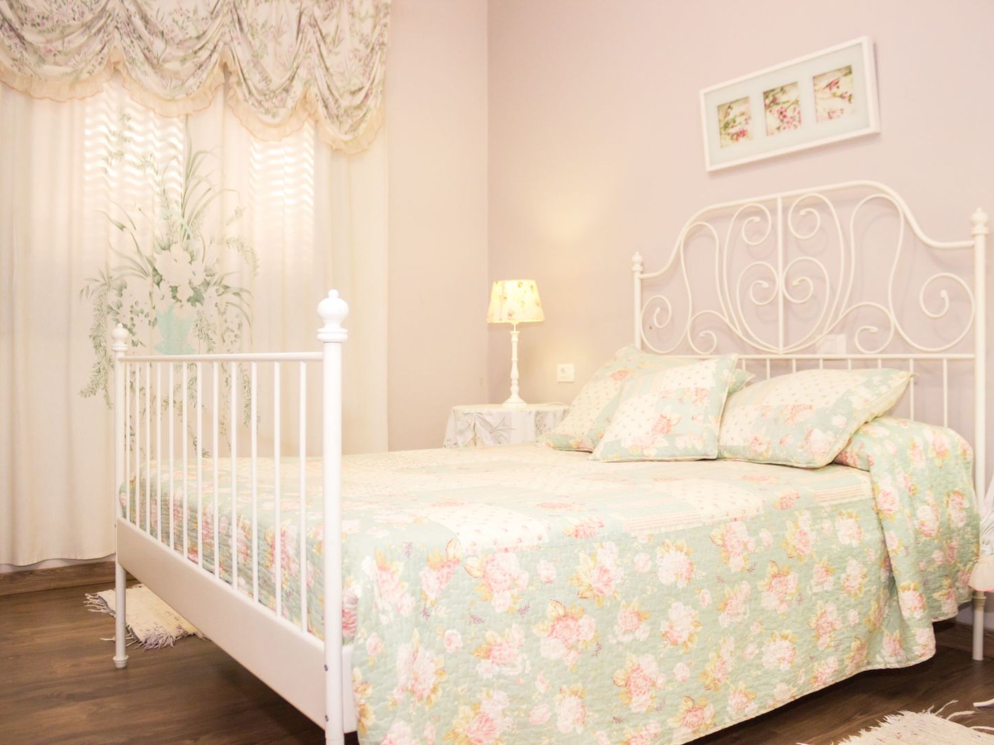 Geräumiges Haus mit exklusivem Schwimmbad und Solarium.-Binnen