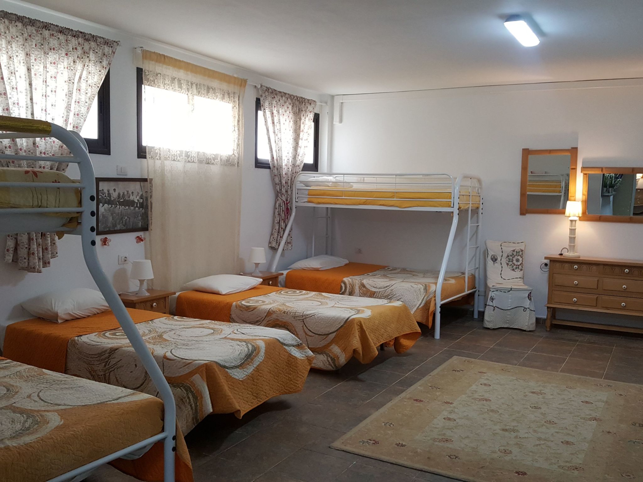 Geräumiges Haus mit exklusivem Schwimmbad und Solarium.-Binnen