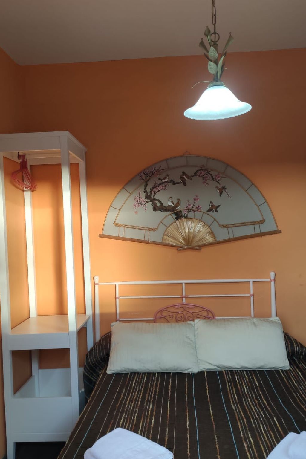 Geräumiges Haus mit exklusivem Schwimmbad und Solarium.-Binnen