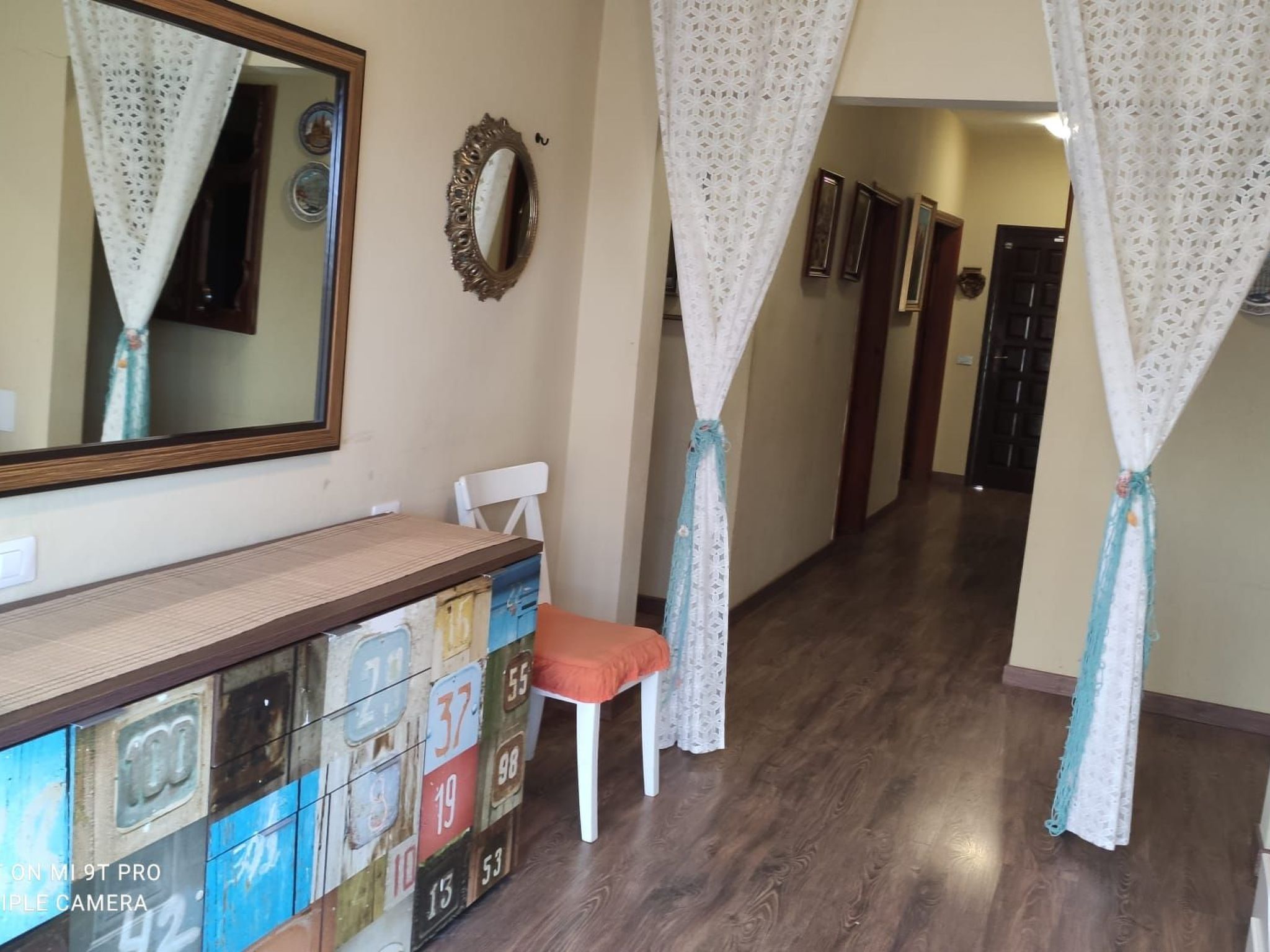 Geräumiges Haus mit exklusivem Schwimmbad und Solarium.-Binnen