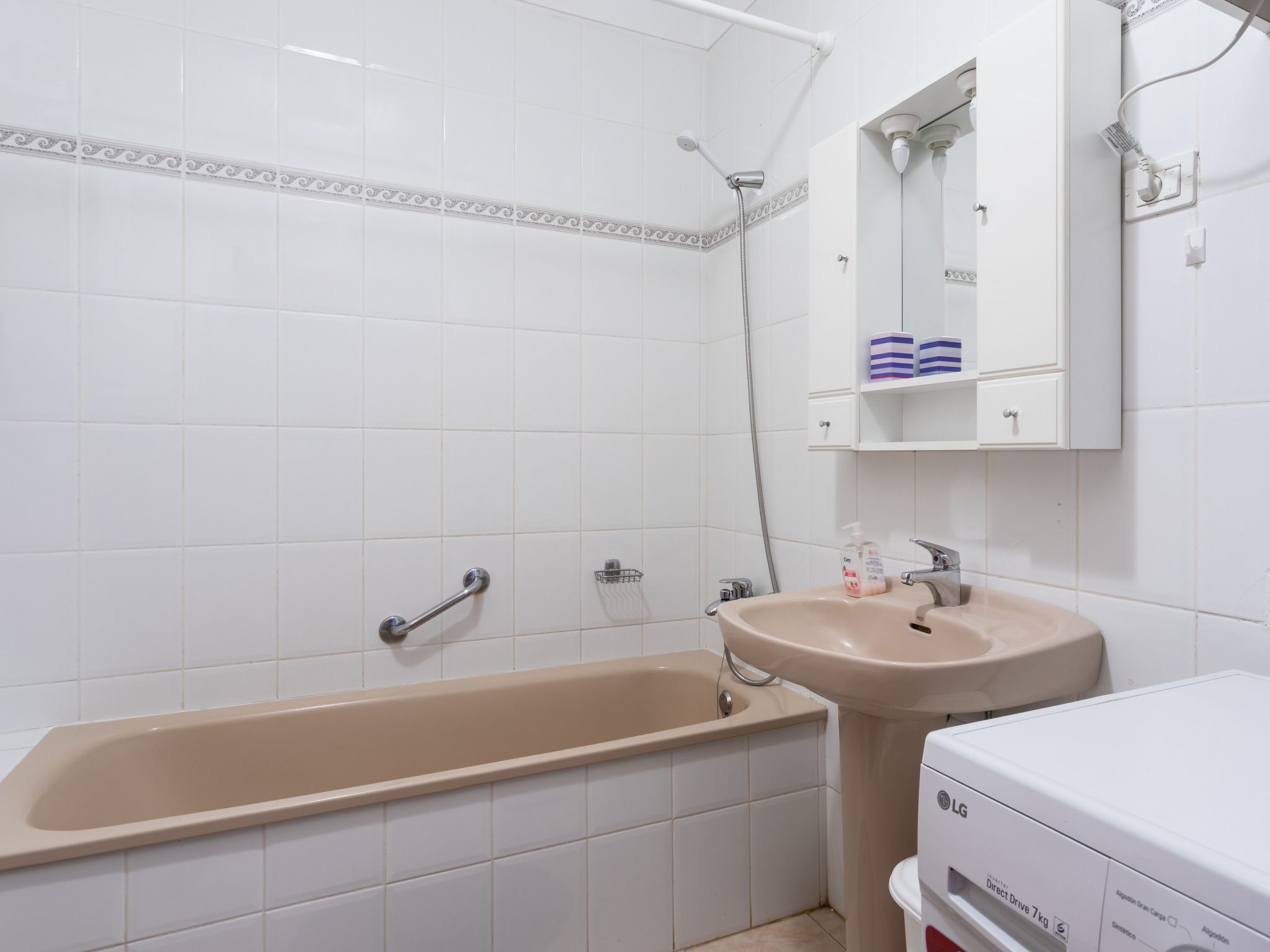 Apartment direkt am Meer-Binnen