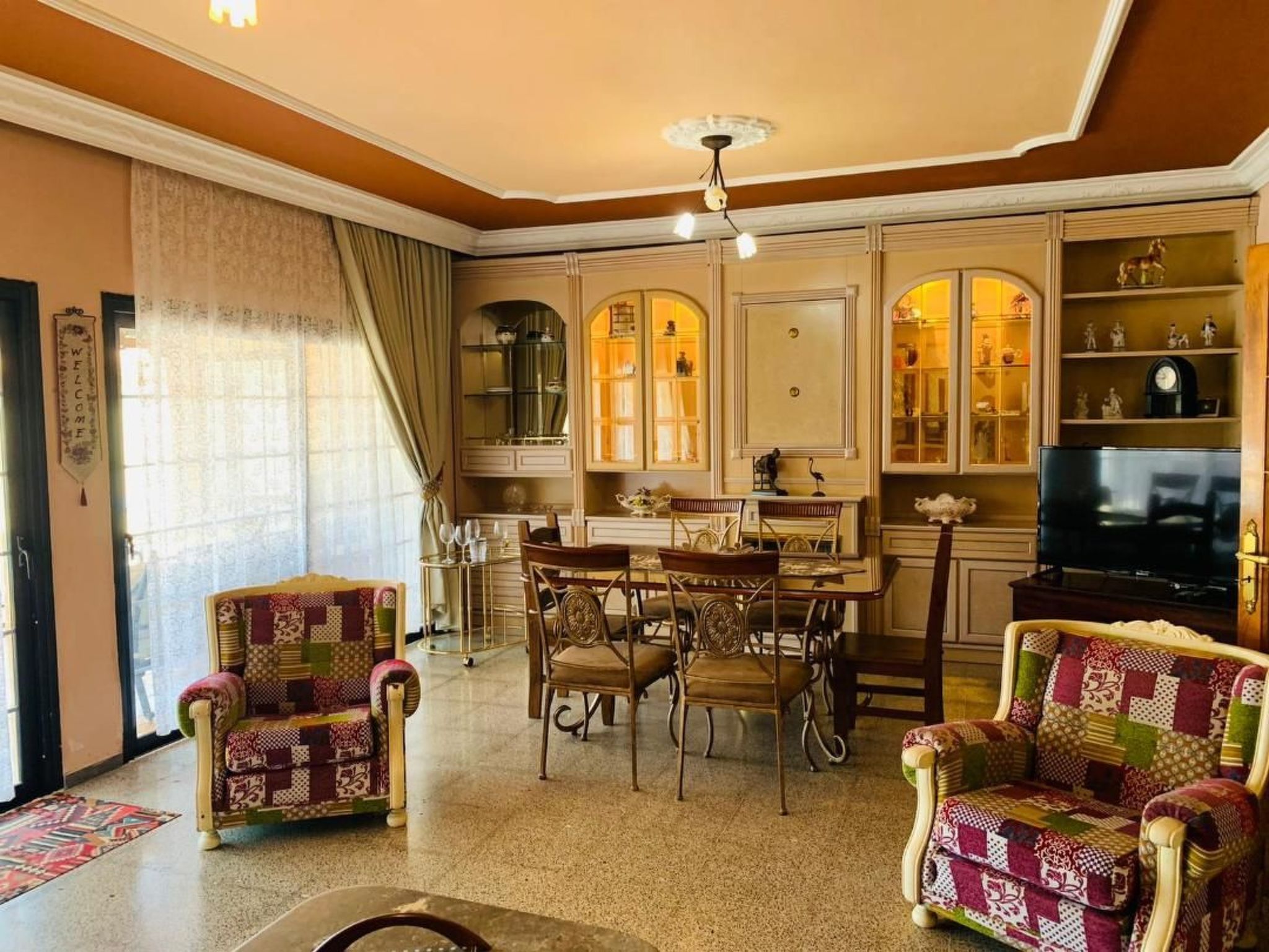 "Floratere" mit Terrasse-Inside