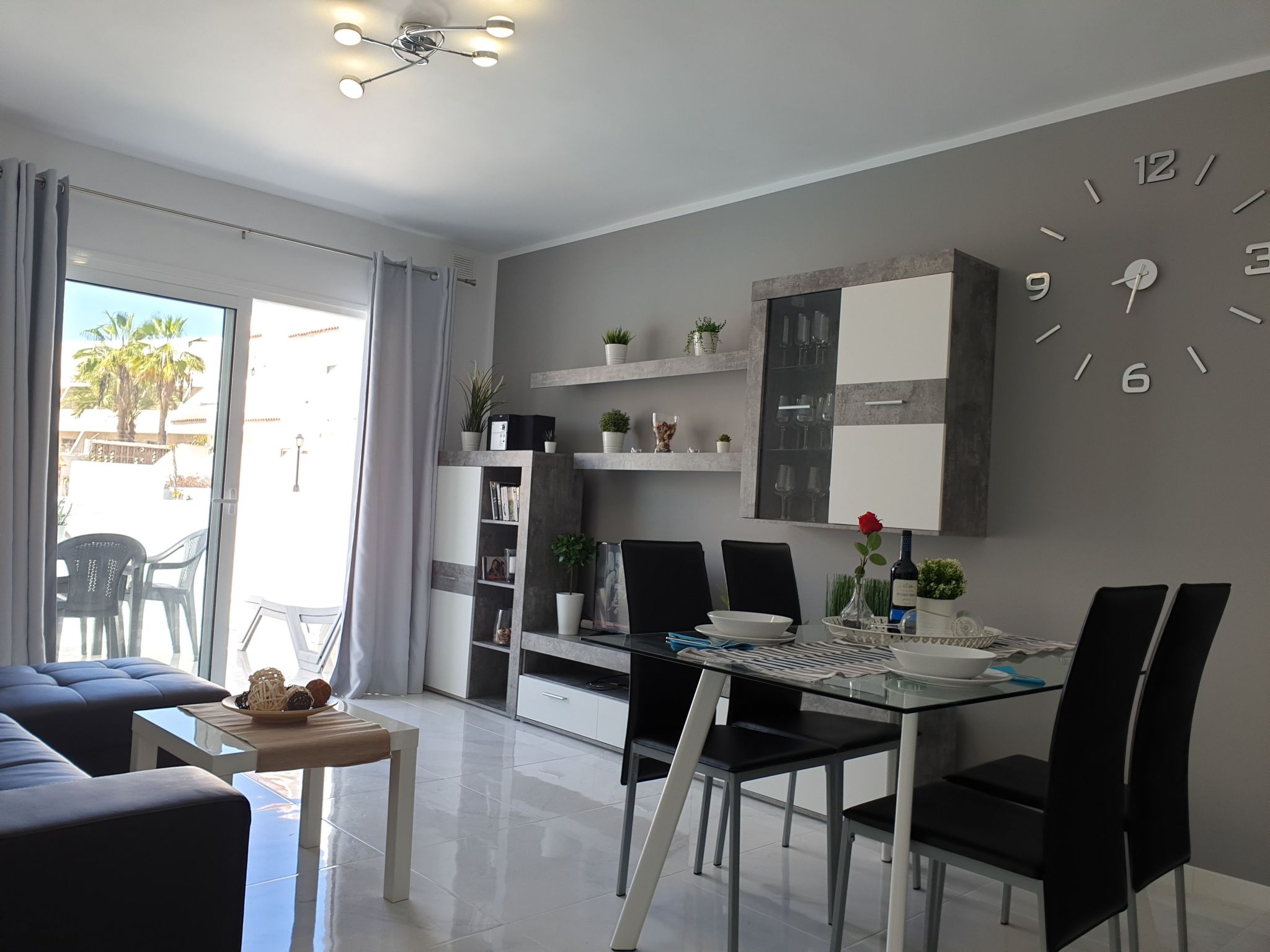 Appartement in Playa De Las Américas mit Balkon-Dedans