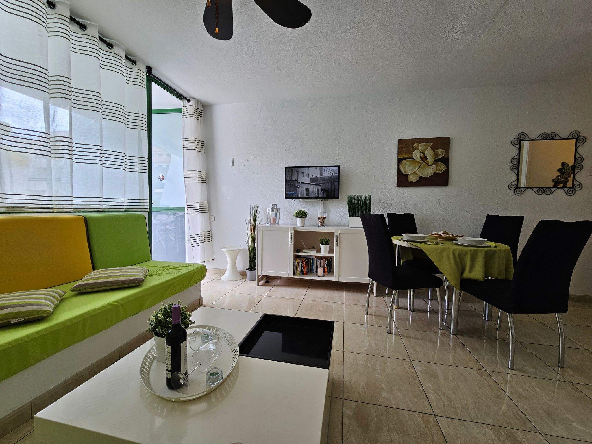 Schönes Appartement Casa Palmera 3 mit Balkon-Binnen