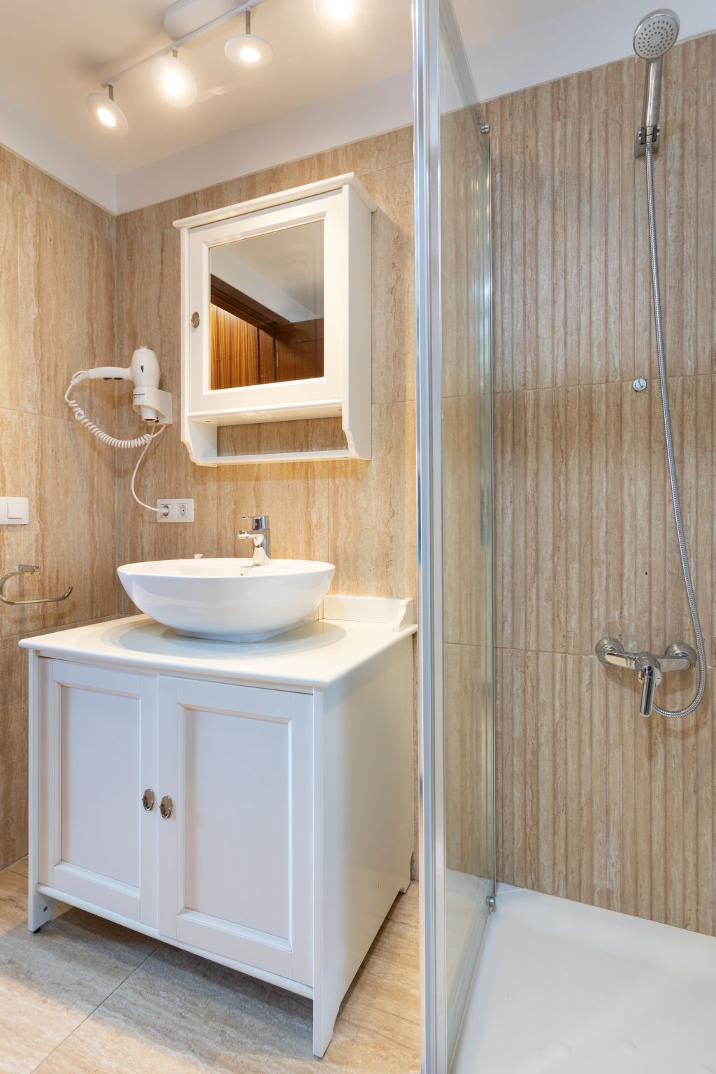 Attic Las Vistas mit wunderschönem Meerblick-Binnen