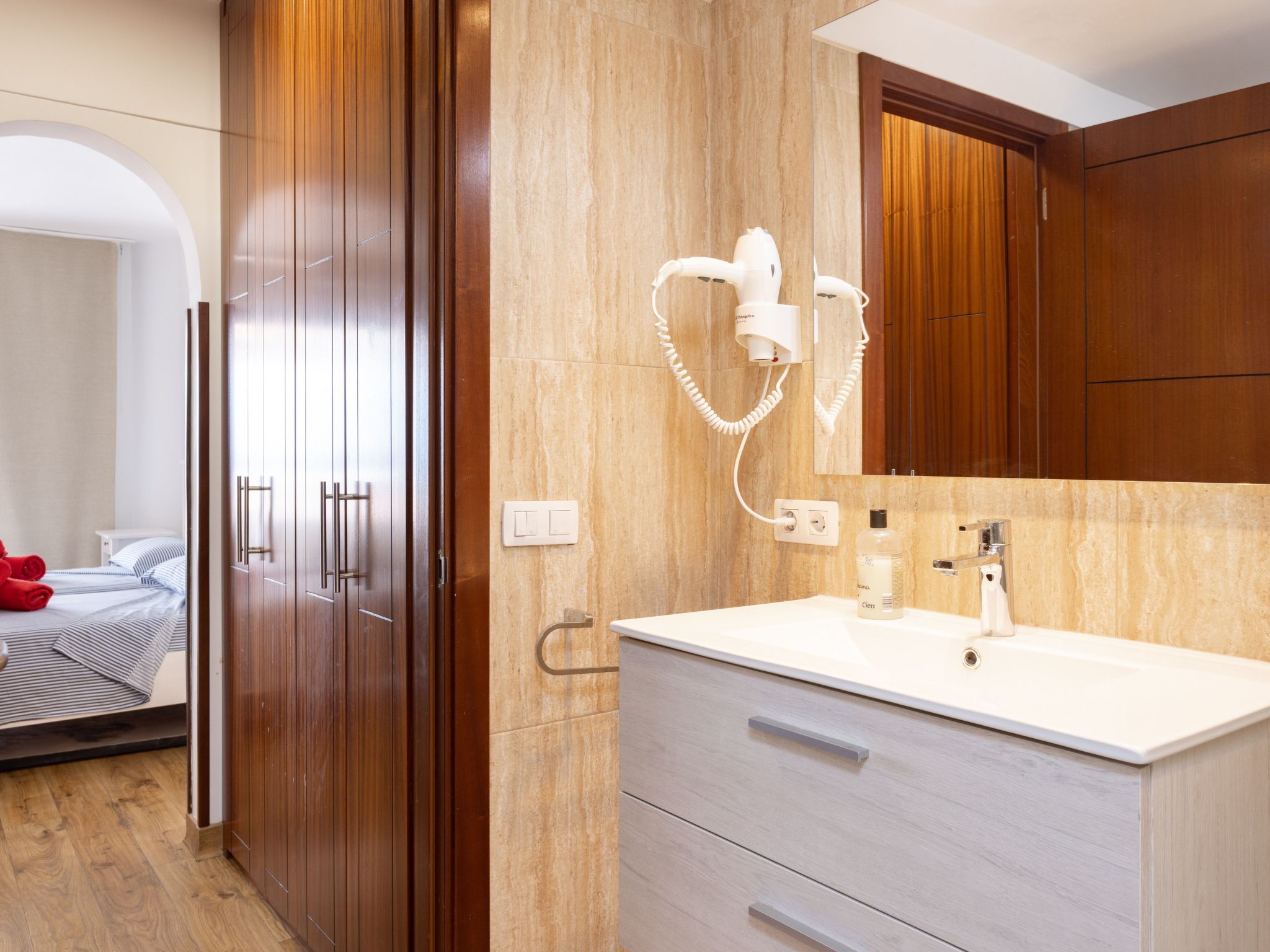 Attic Las Vistas mit wunderschönem Meerblick-Binnen