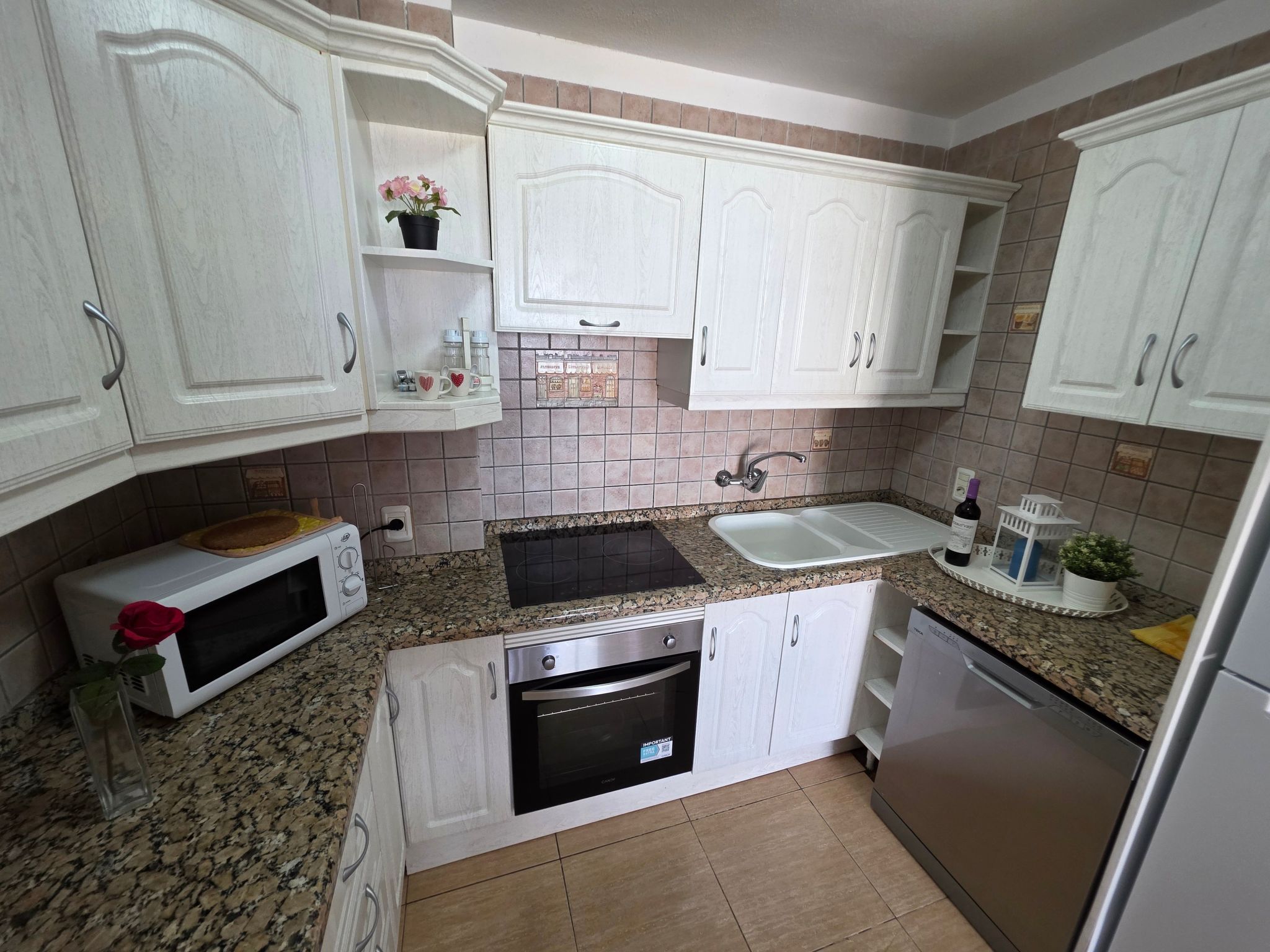 Apartment Jacaranda mit Pool-Dedans