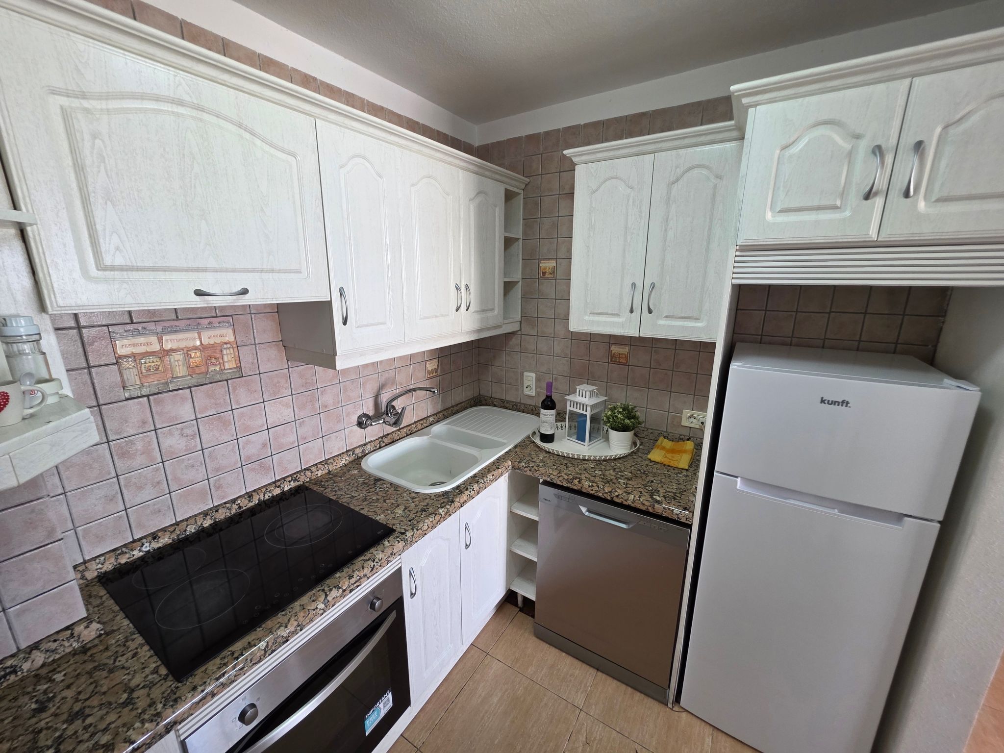 Apartment Jacaranda mit Pool-Dedans