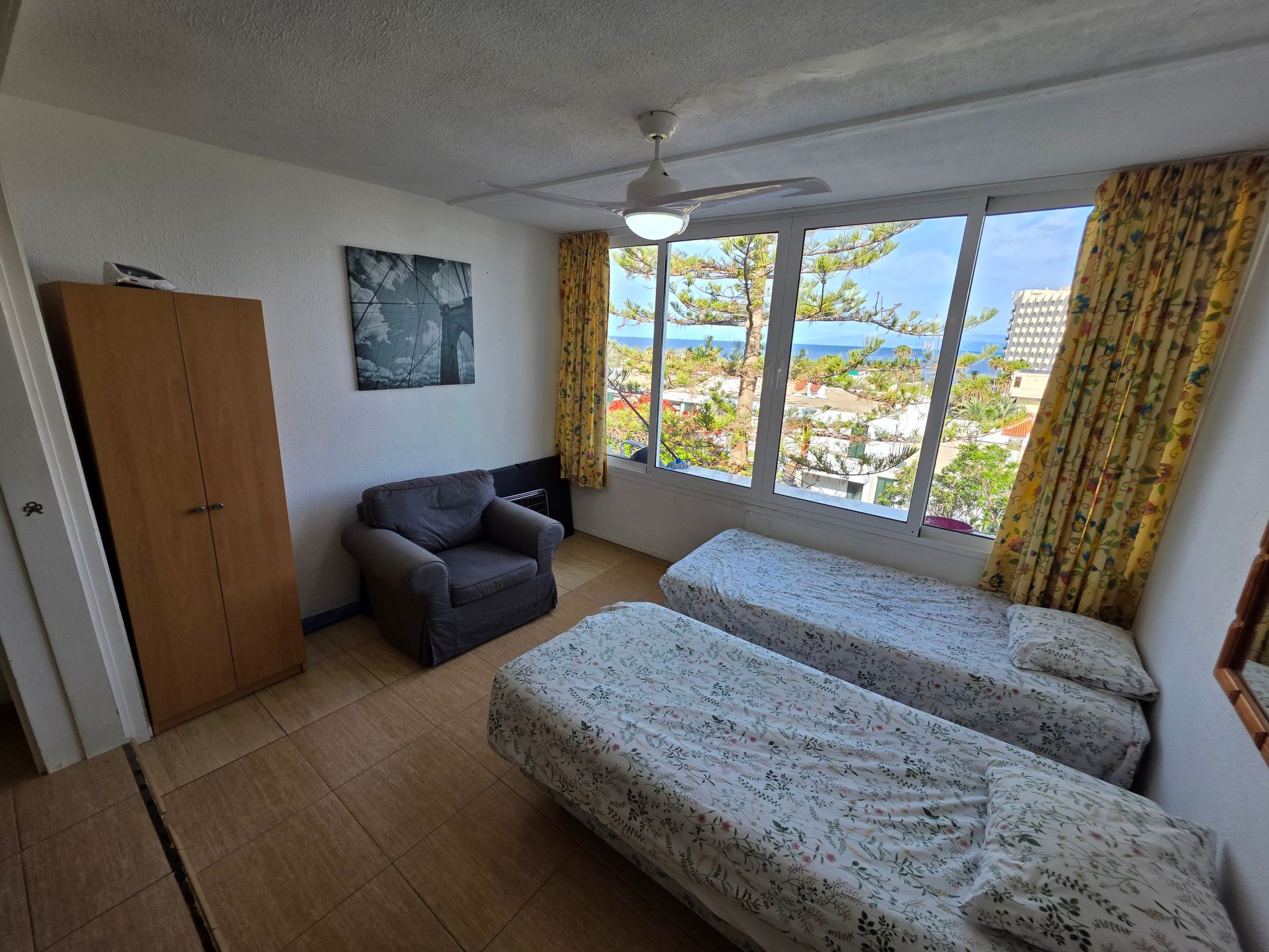 Apartment Jacaranda mit Pool