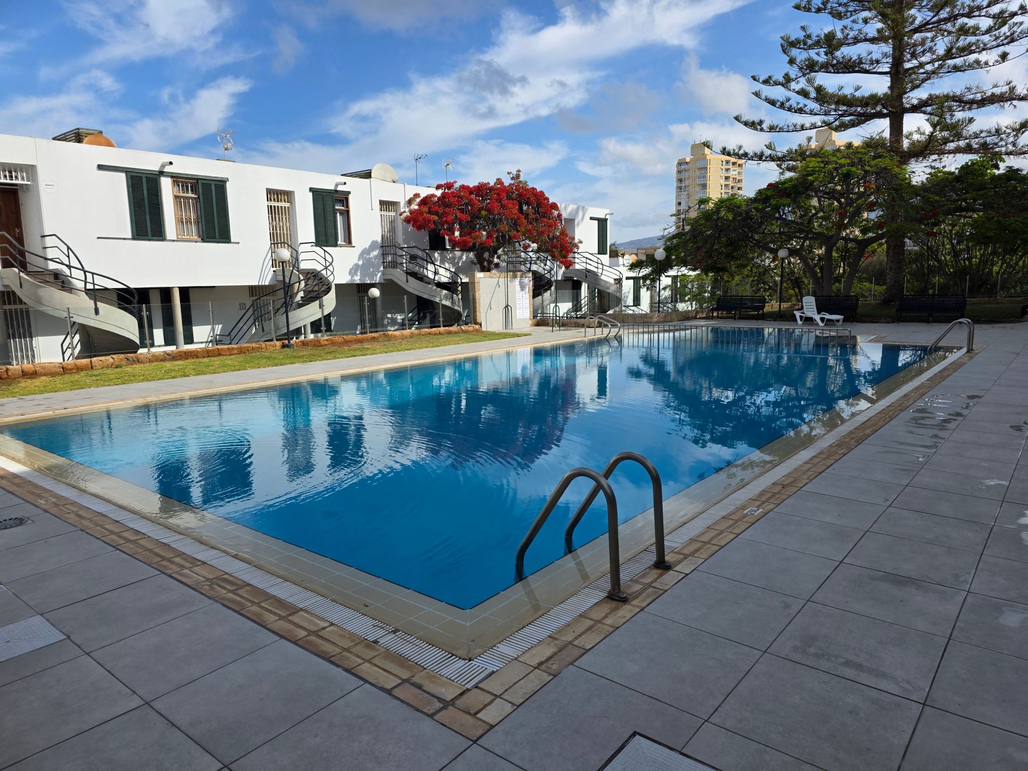 Apartment Jacaranda mit Pool-Dedans