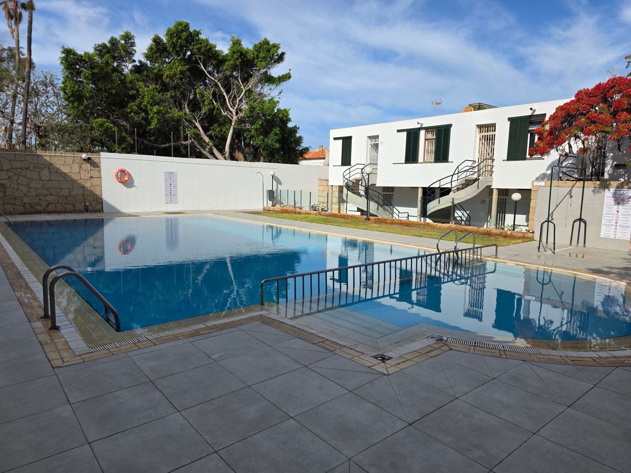 Apartment Jacaranda mit Pool-Dedans