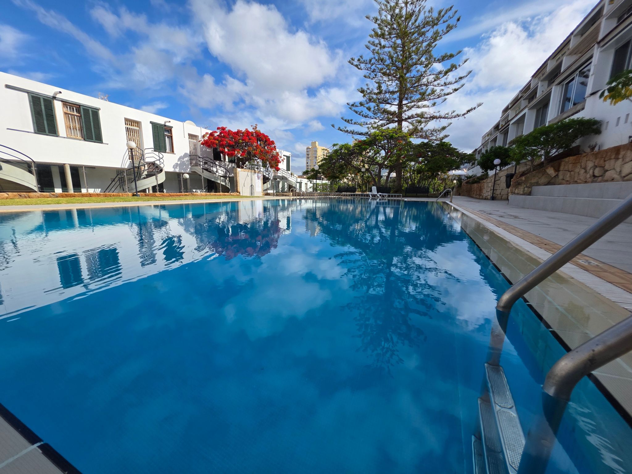 Apartment Jacaranda mit Pool-Dedans