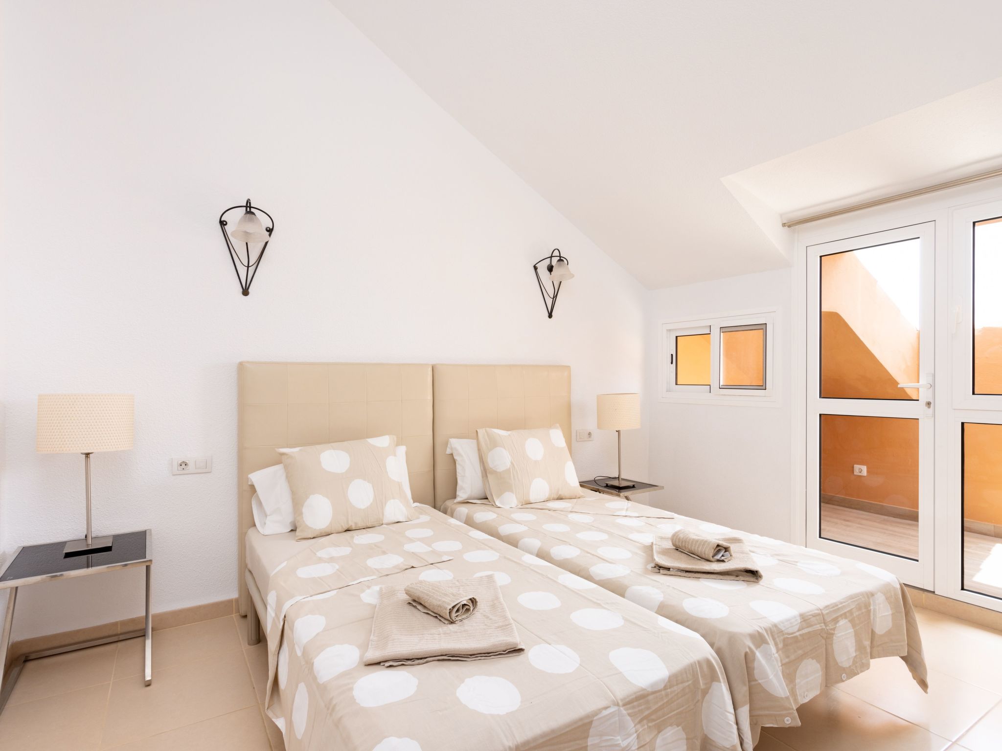 Exklusives Attic mit atemberaubendem Meerblick-Binnen