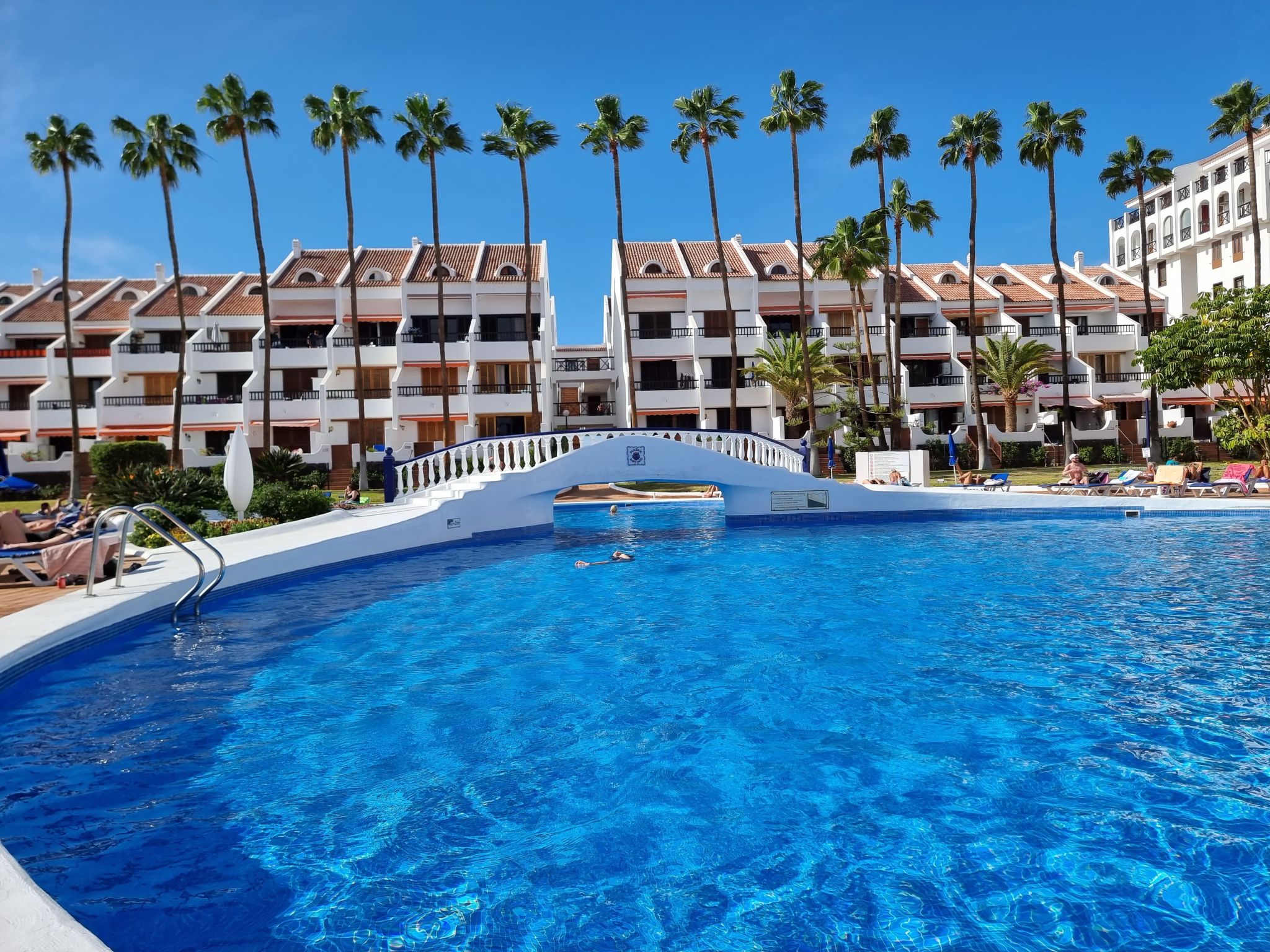 Mit Gemeinschaftspool-Inside