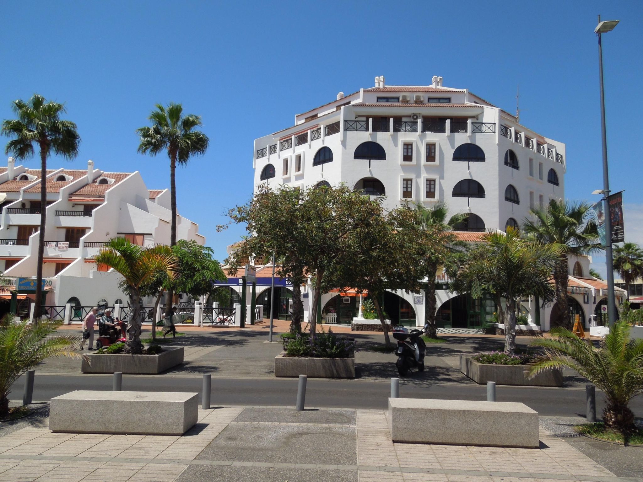 Mit Gemeinschaftspool-Inside