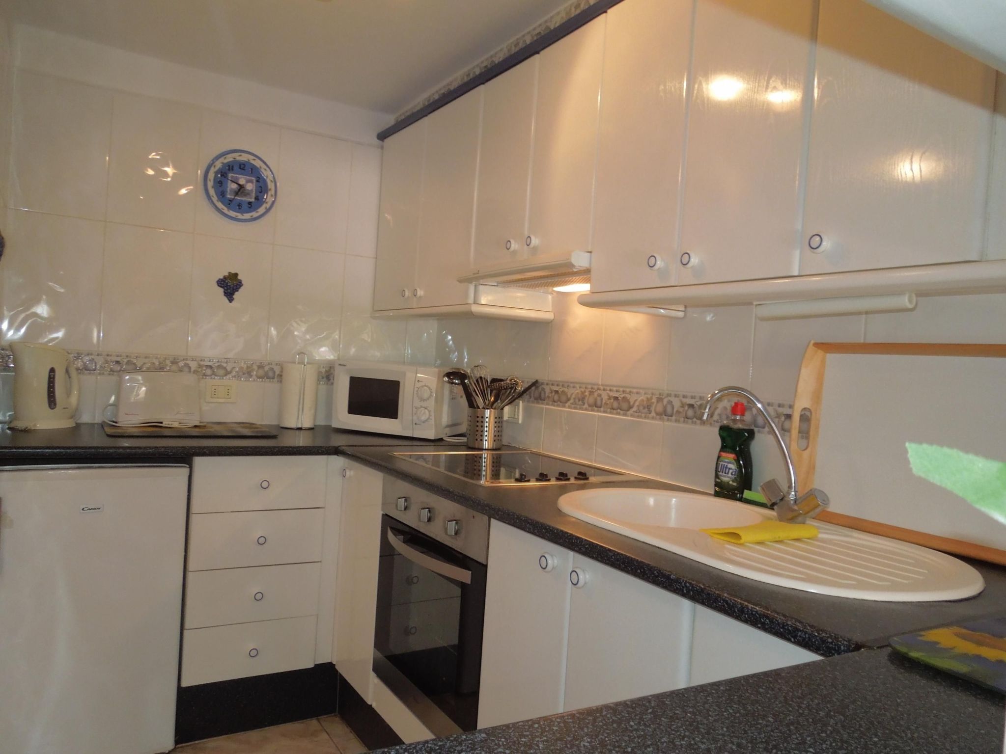 Mit Gemeinschaftspool-Inside