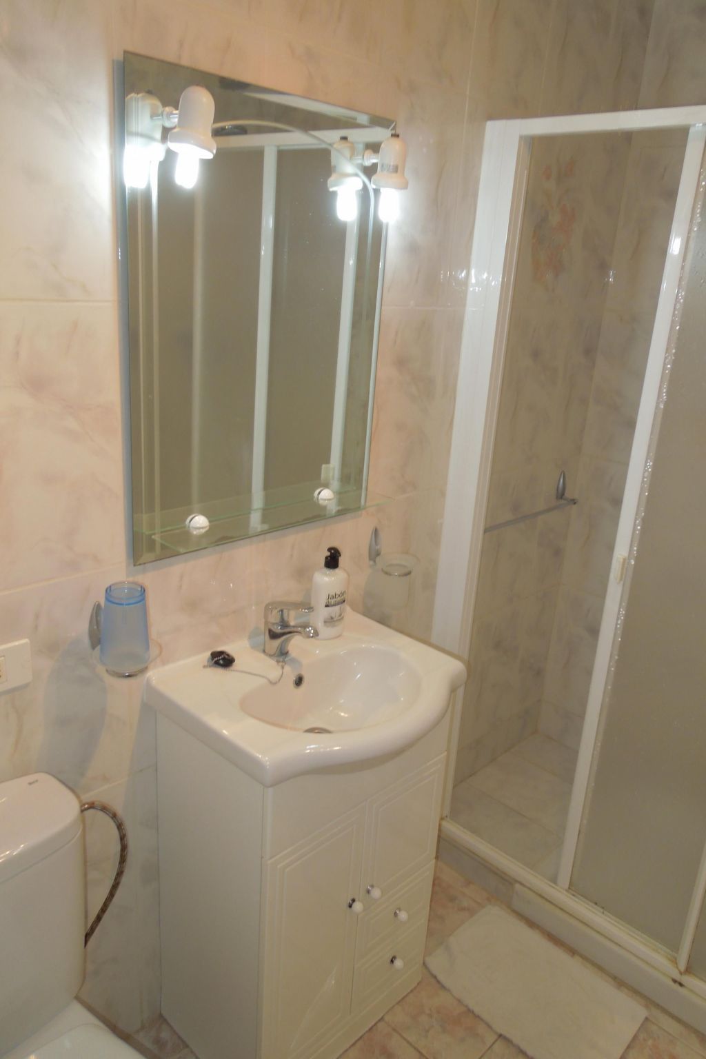 Mit Gemeinschaftspool-Inside