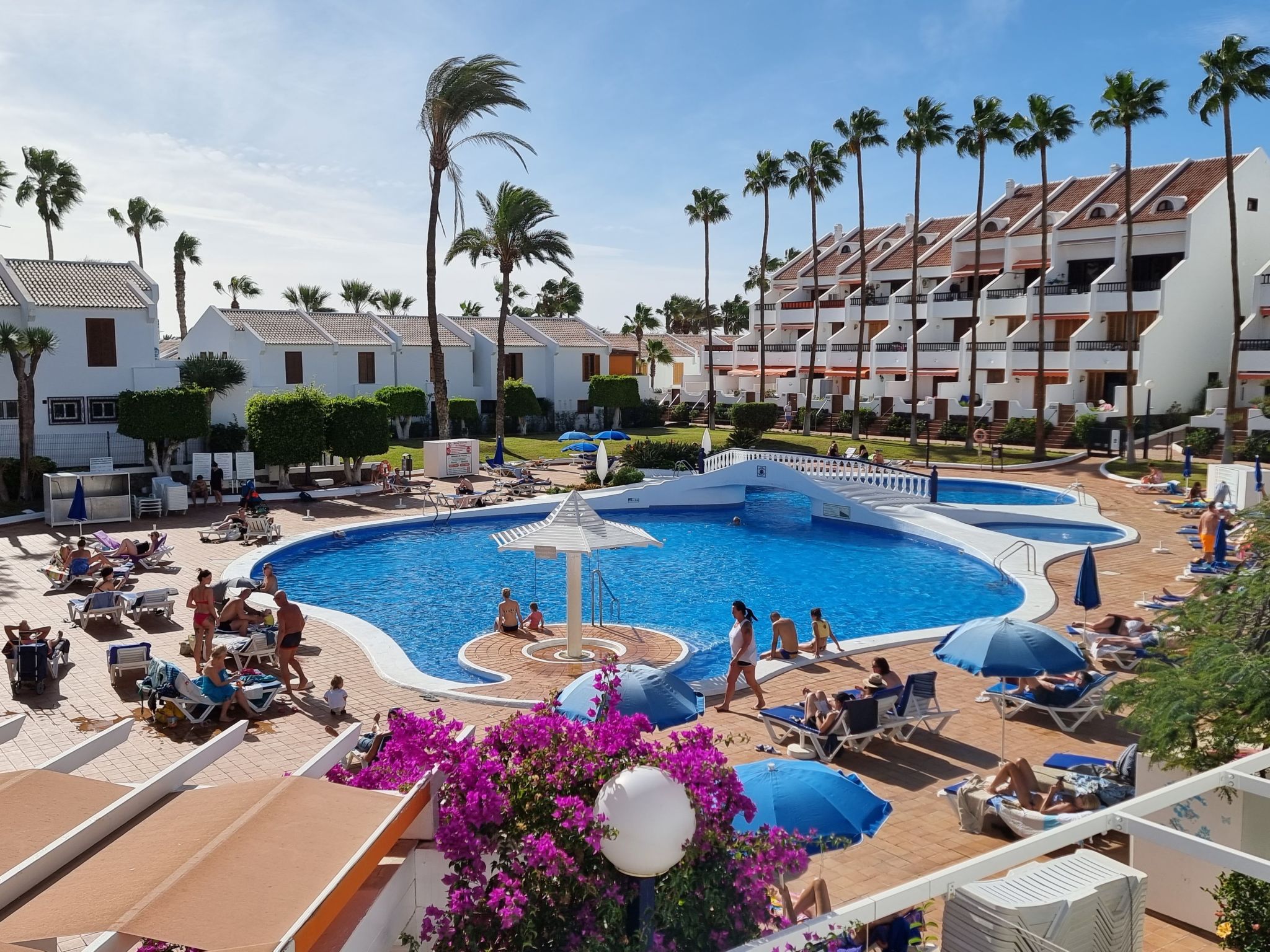 Mit Gemeinschaftspool-Inside