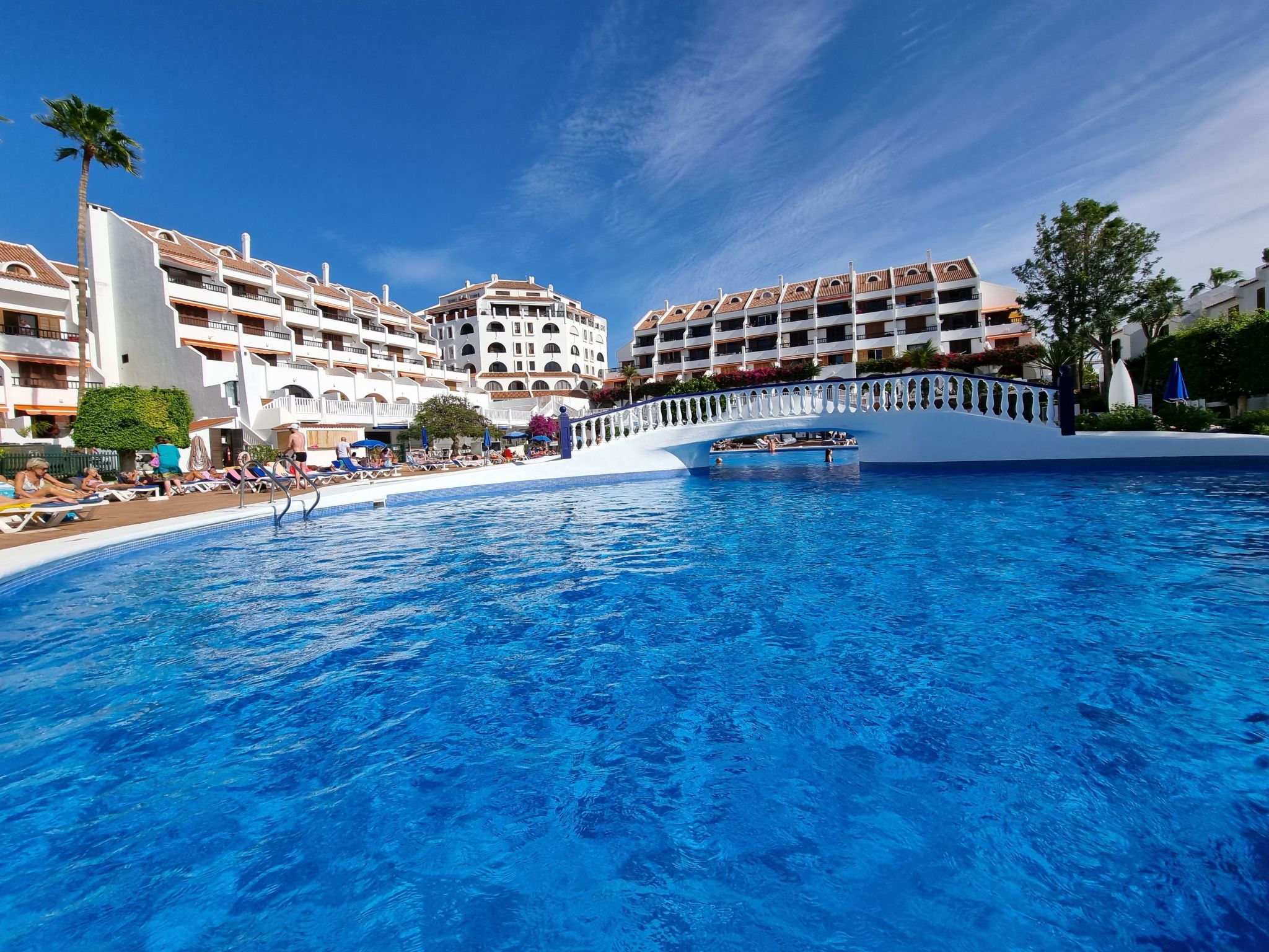 Mit Gemeinschaftspool-Inside