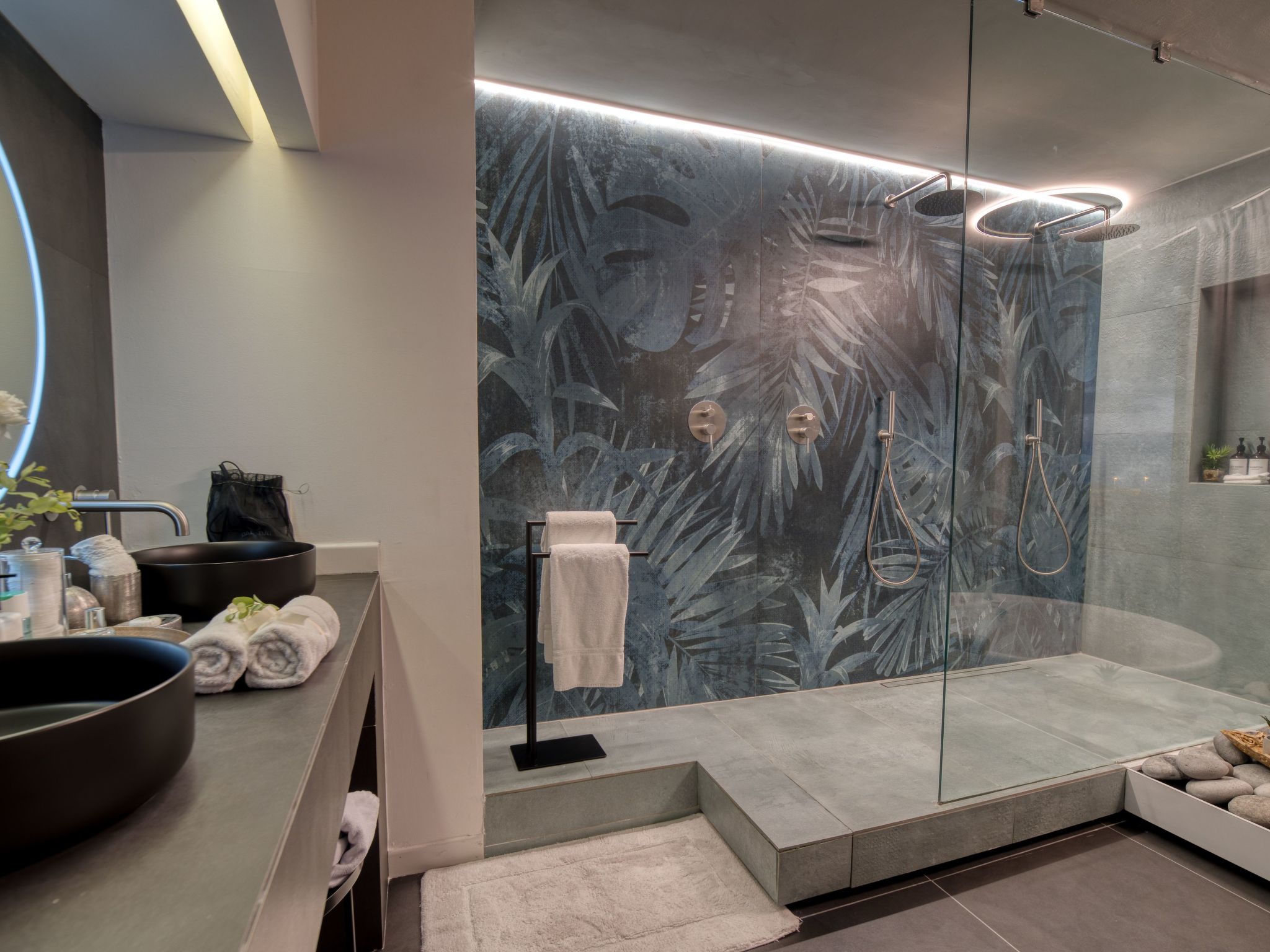 Mit überdachtem Pool in Tijoco Bajo-Dedans