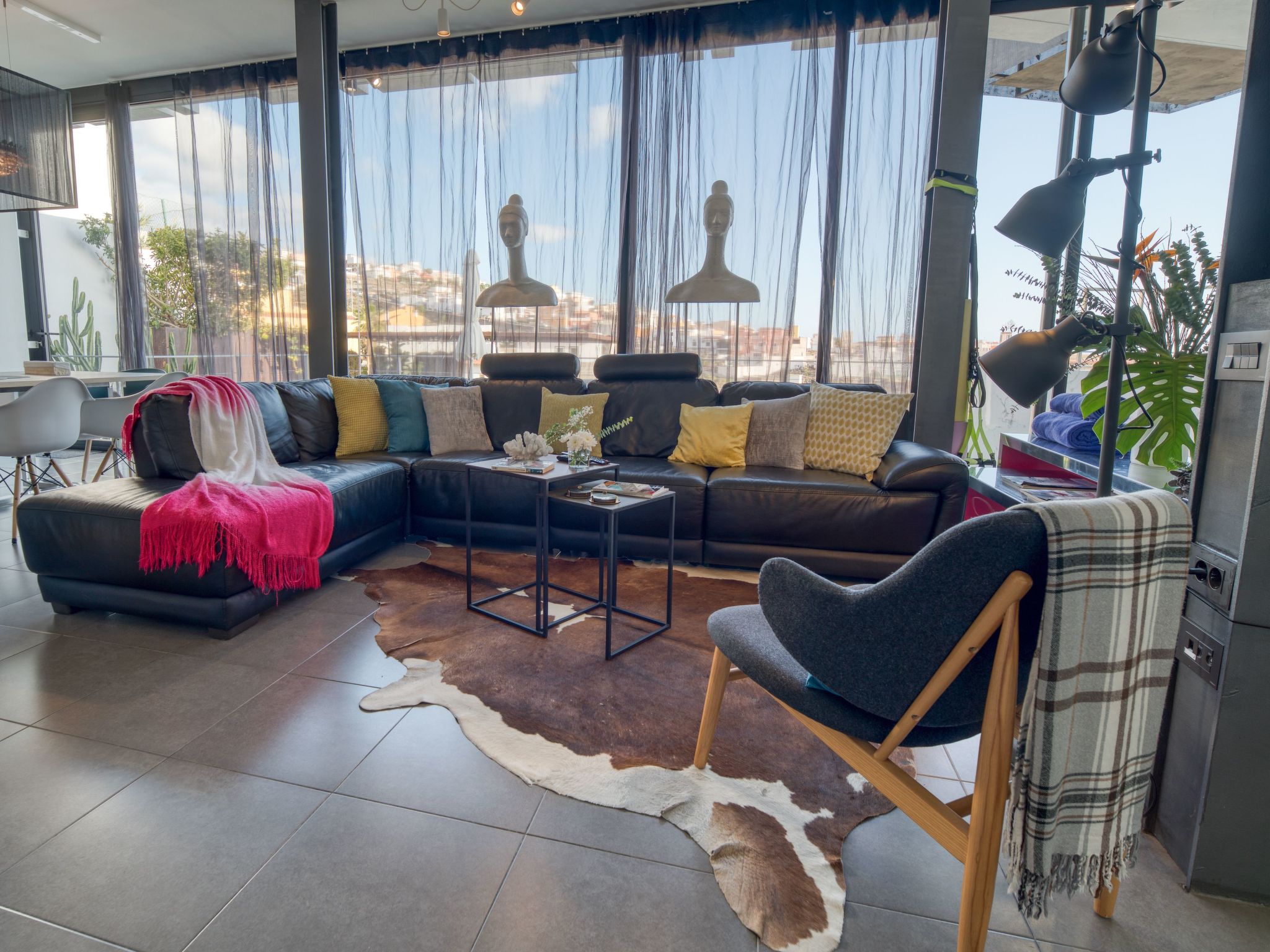 Mit überdachtem Pool in Tijoco Bajo-Dedans