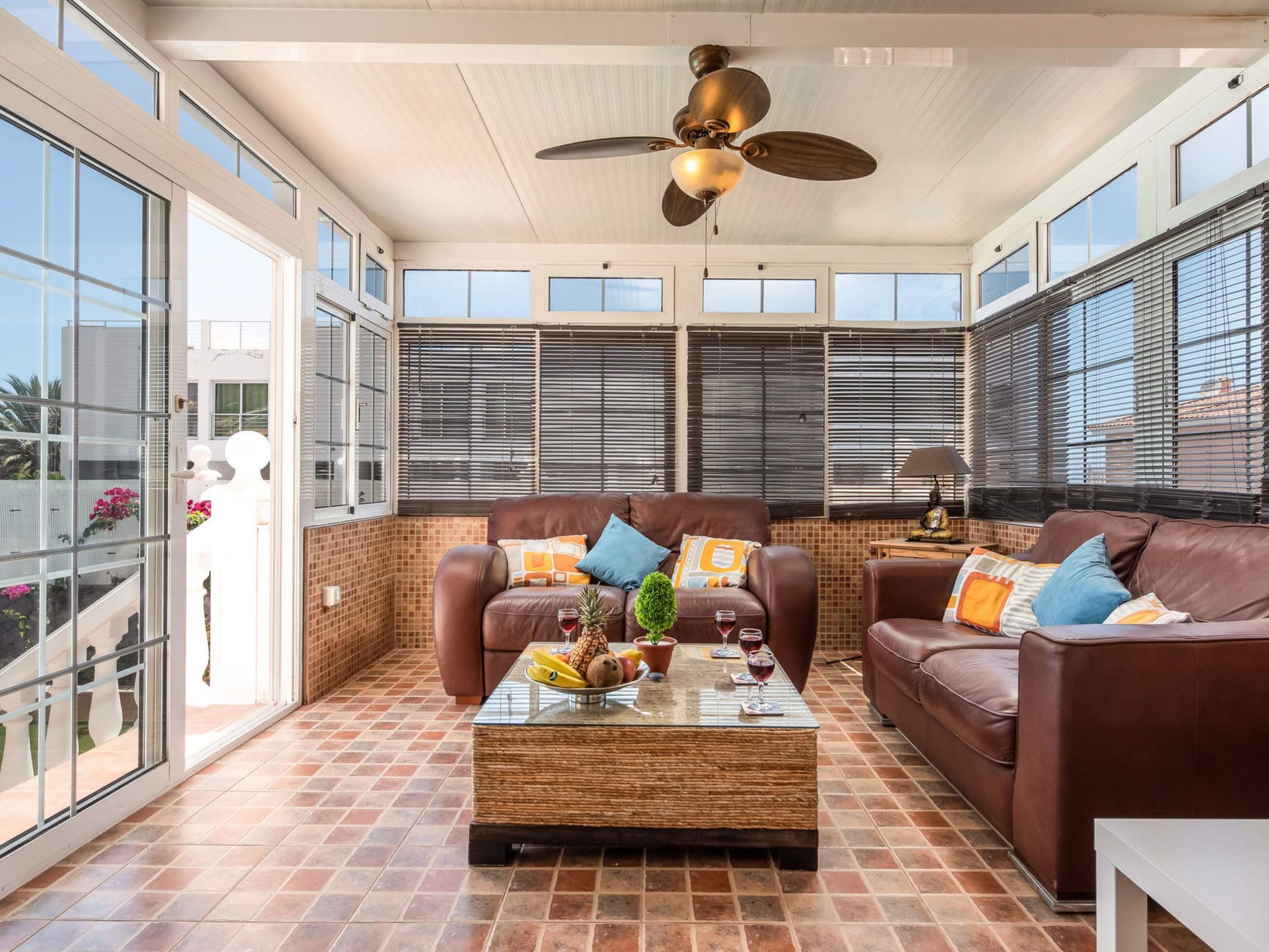 Villa Naranja mit beheiztem Pool und Meerblick-Binnen