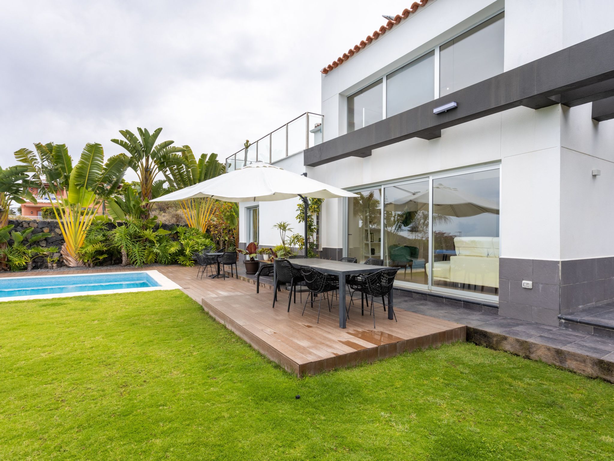 Villa Isla Bonita-Image-tags.info