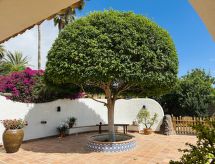 Luxe vrijstaande finca met privézwembad in het hart van Costa Adeje - thumbnail 5