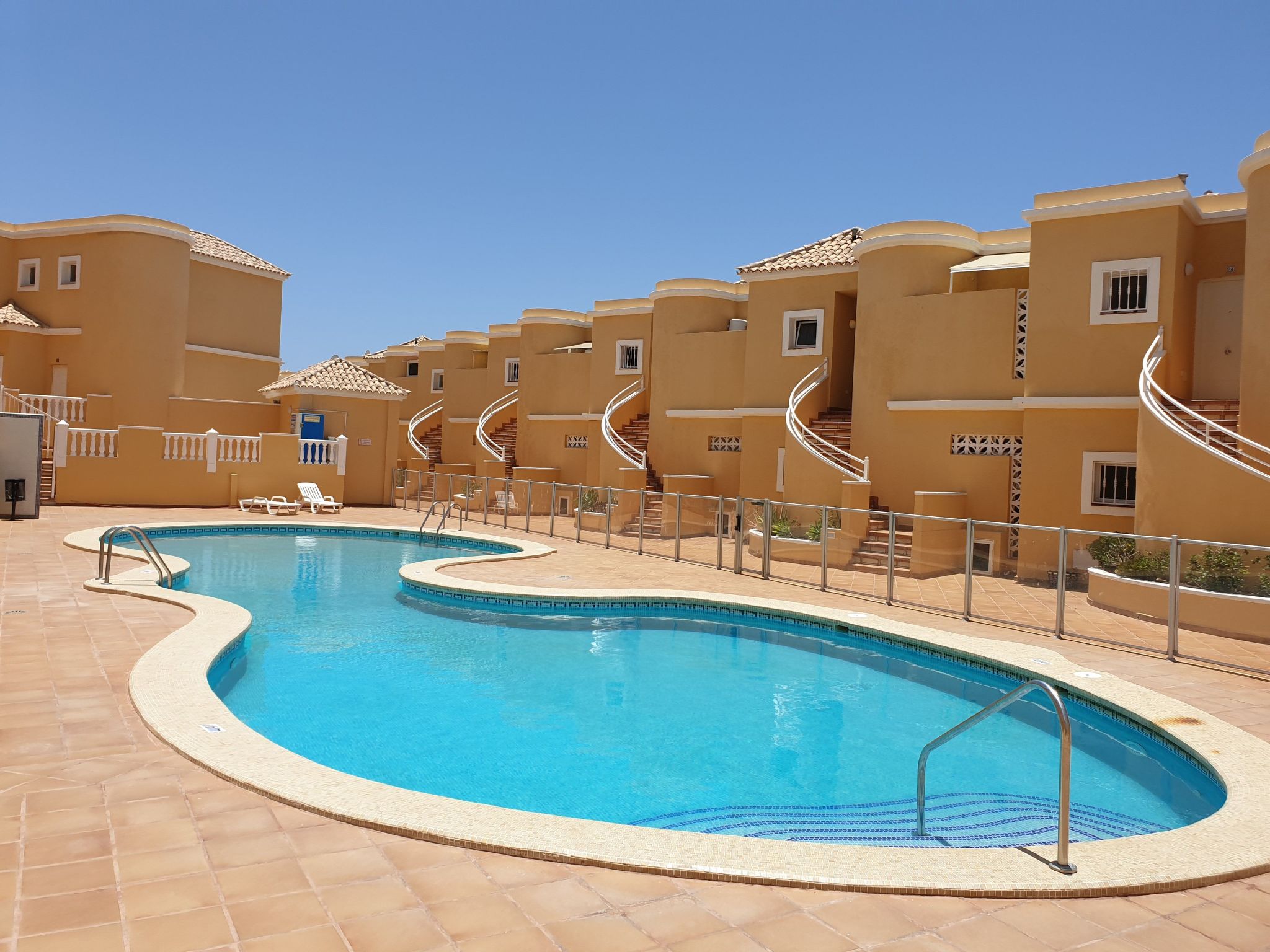 Mit beheiztem gemeinsamem Pool-Image-tags.info