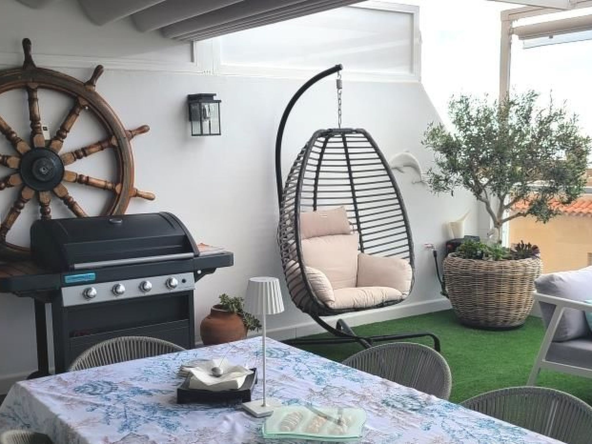 Modernes Luxus-Haus mit phantastischem Meerblick, beheizter Pool und WIFI - Binnen