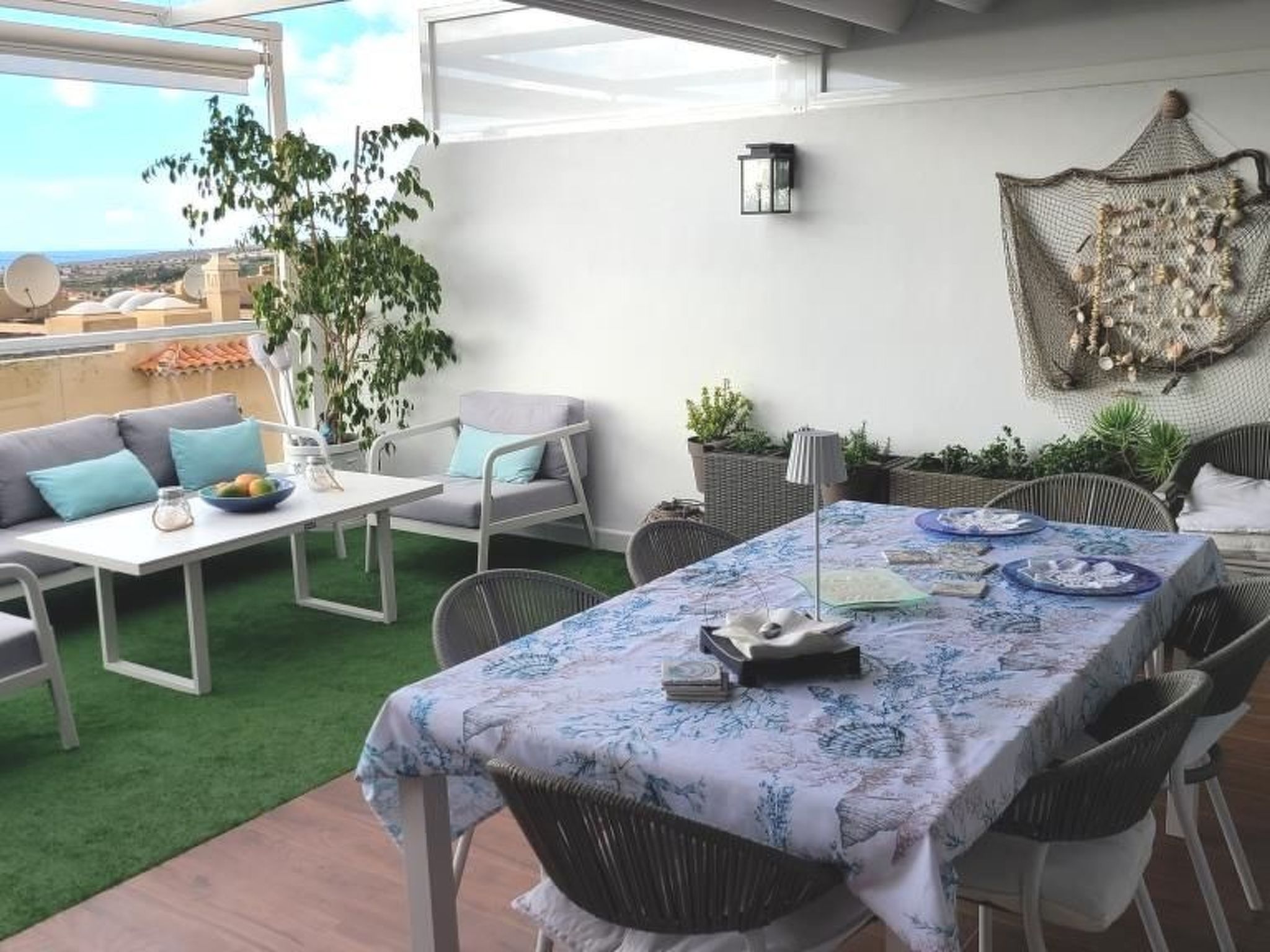 Modernes Luxus-Haus mit phantastischem Meerblick, beheizter Pool und WIFI - Binnen