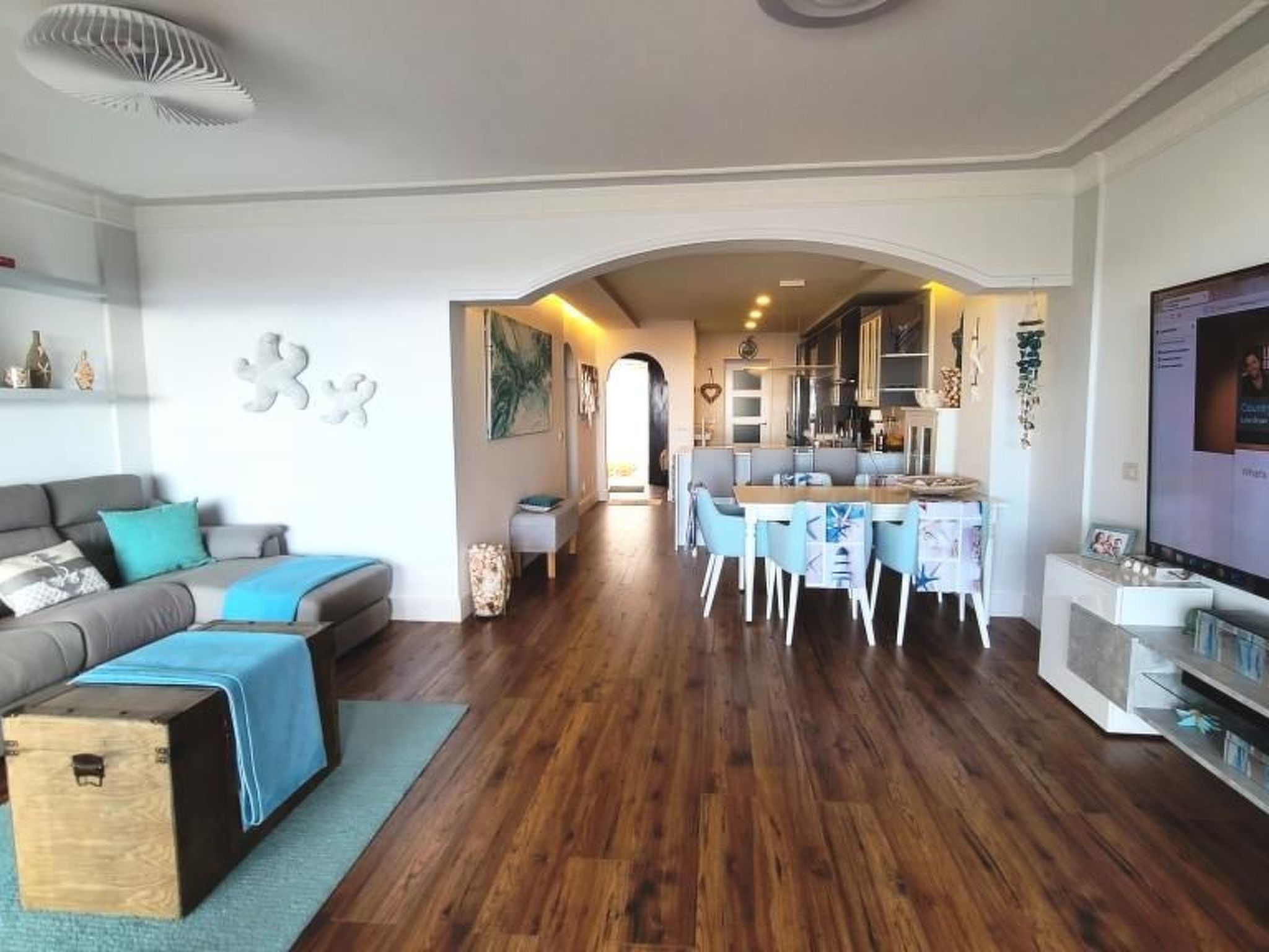 Modernes Luxus-Haus mit phantastischem Meerblick, beheizter Pool und WIFI - Binnen