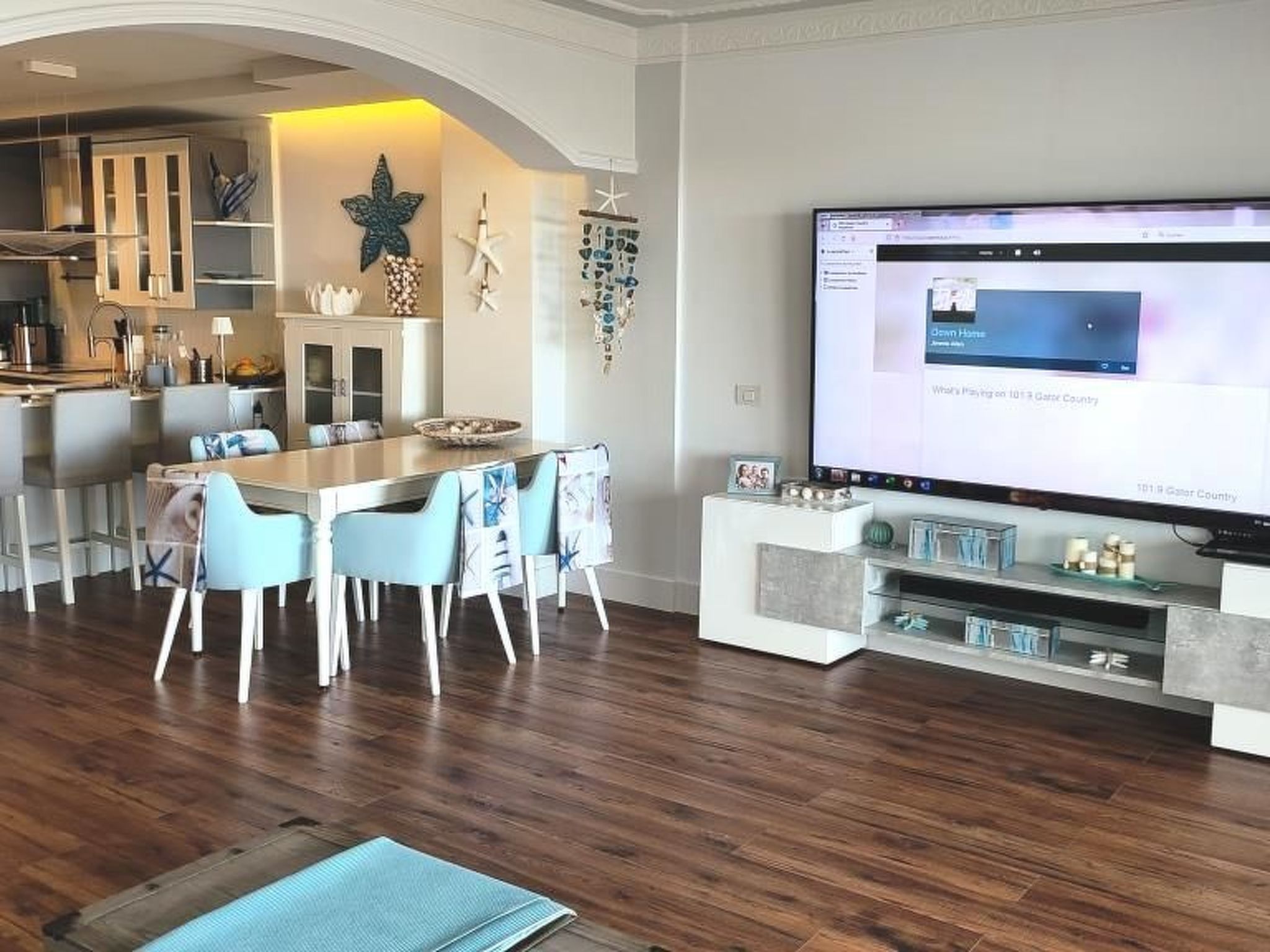 Modernes Luxus-Haus mit phantastischem Meerblick, beheizter Pool und WIFI - Binnen