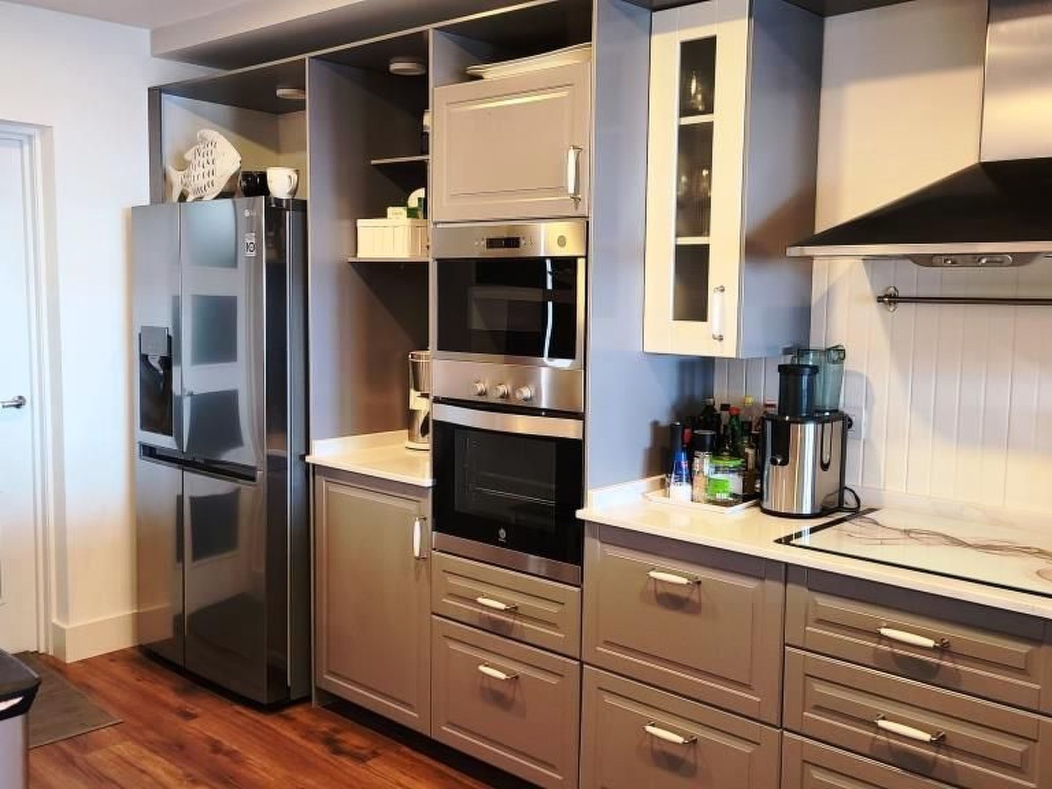 Modernes Luxus-Haus mit phantastischem Meerblick, beheizter Pool und WIFI - Binnen