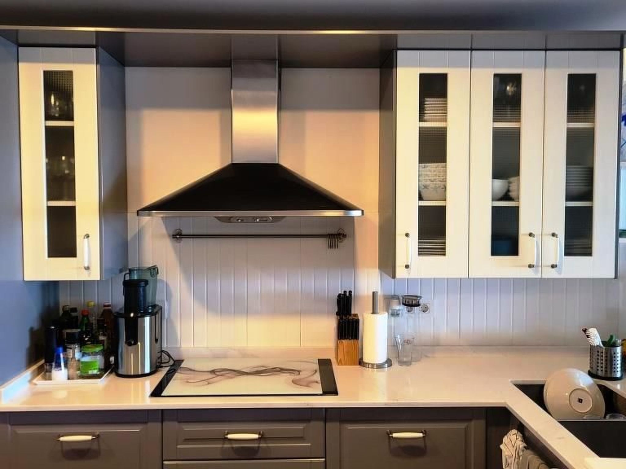 Modernes Luxus-Haus mit phantastischem Meerblick, beheizter Pool und WIFI - Binnen