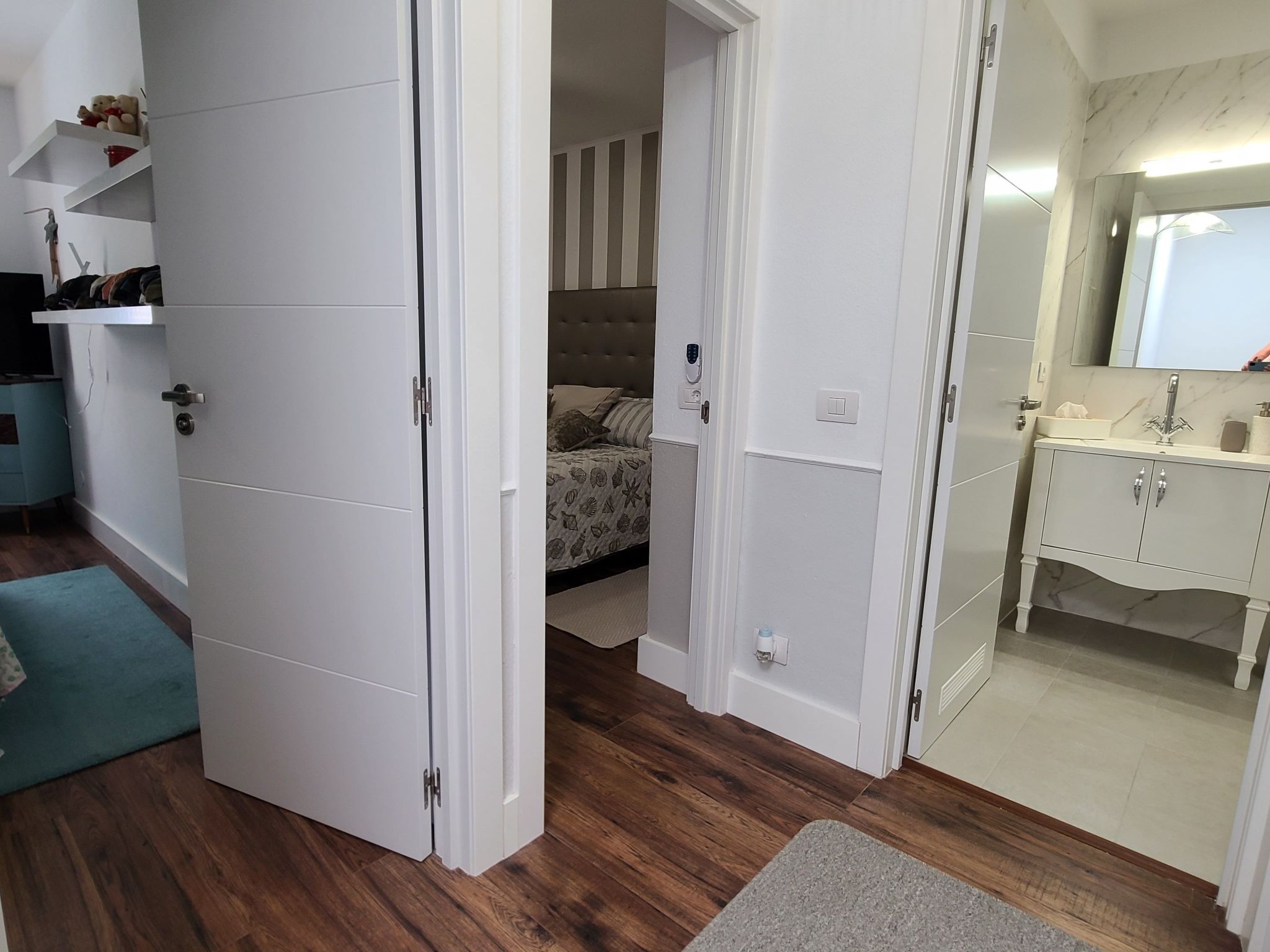 Modernes Luxus-Haus mit phantastischem Meerblick, beheizter Pool und WIFI - Binnen